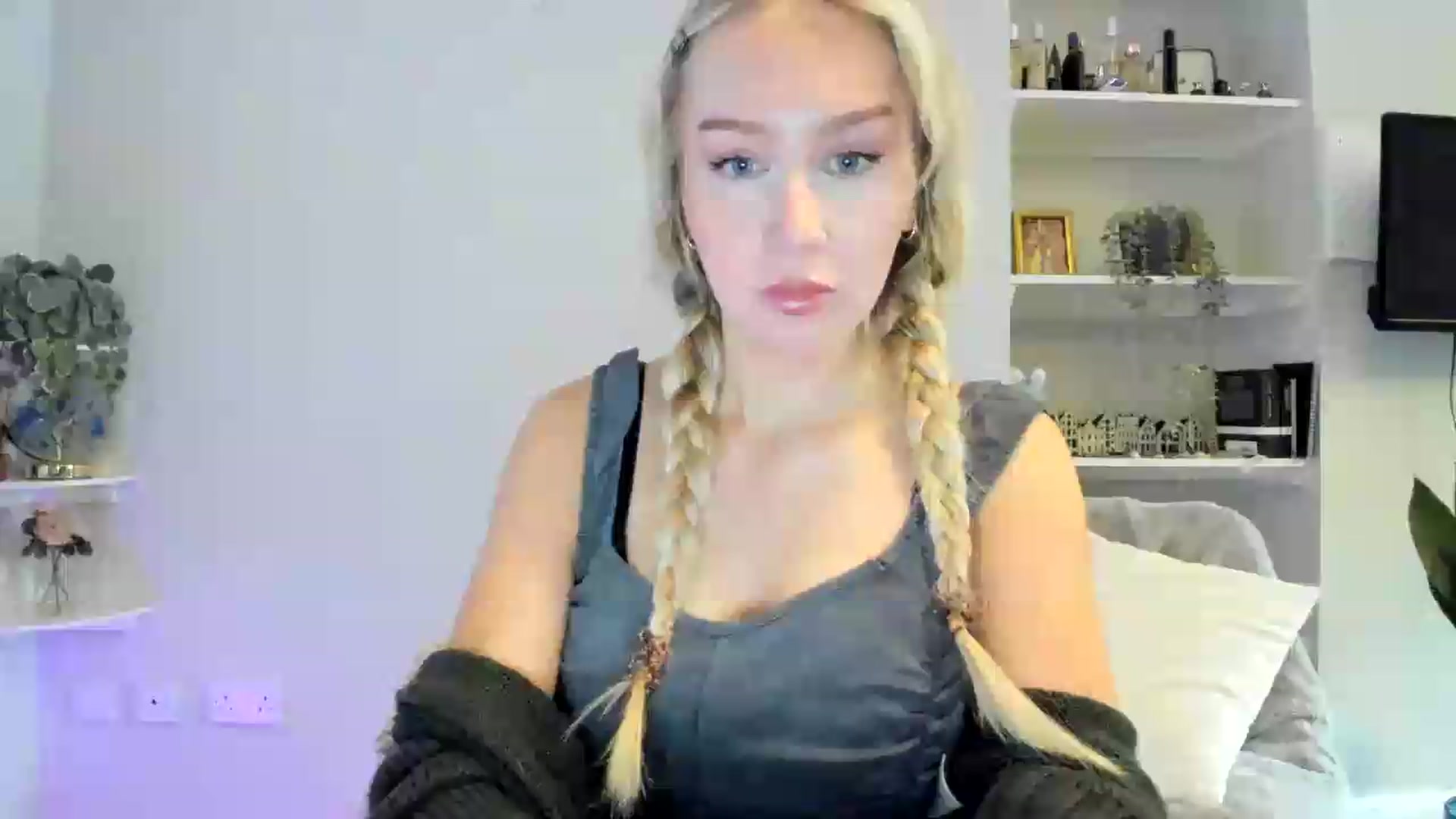 Gallery image thumbnail from British_Cutie's myfreecams stream on, 06/04/2026, 08:35 image 11 of 20