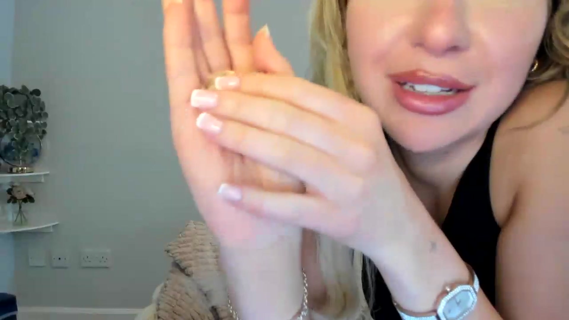 Gallery image thumbnail from British_Cutie's myfreecams stream on, 06/04/2026, 16:29 image 16 of 20