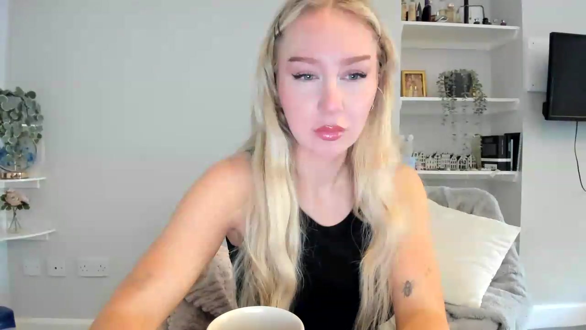 Gallery image thumbnail from British_Cutie's myfreecams stream on, 06/04/2026, 16:29 image 4 of 20