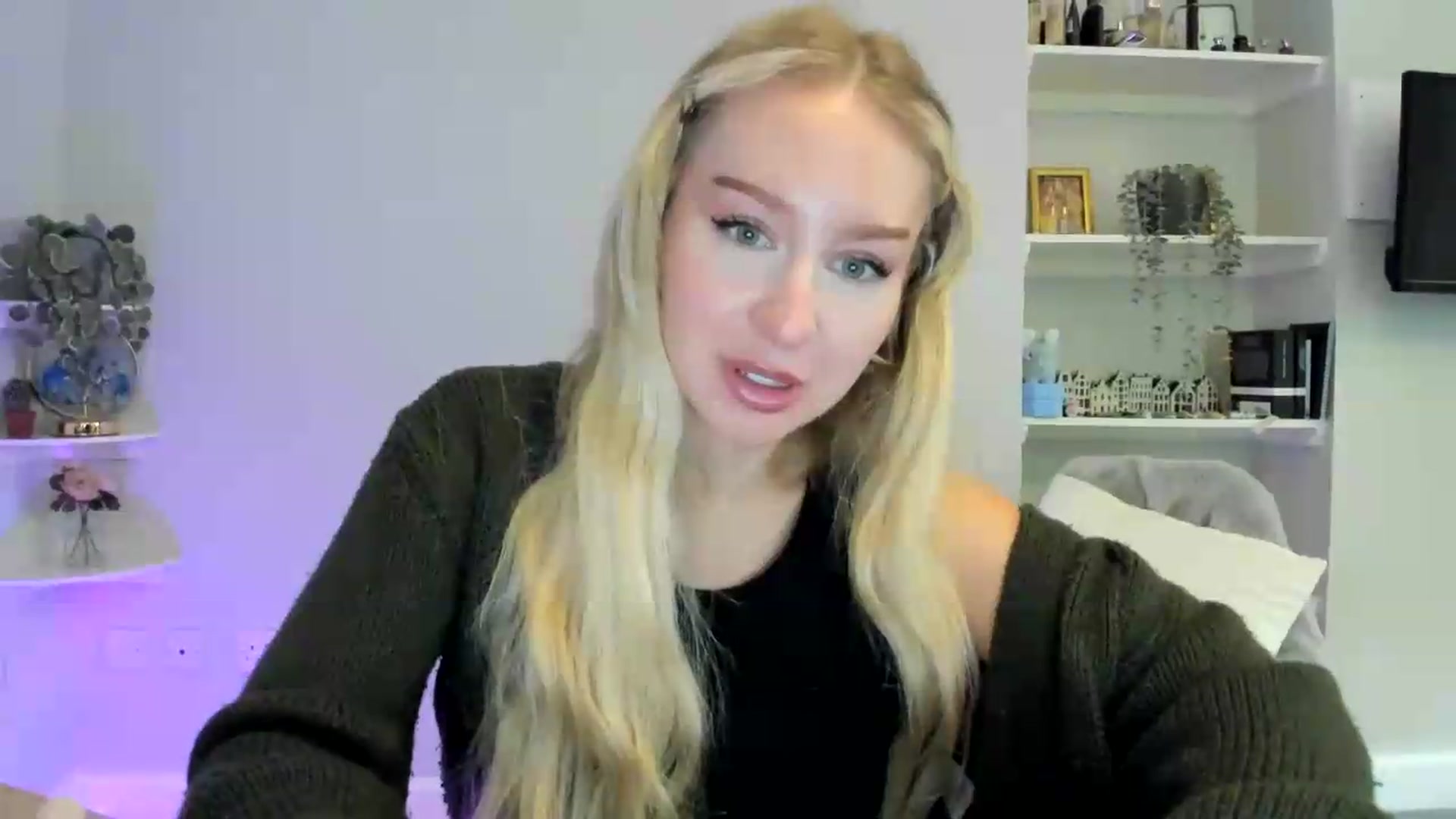 Gallery image thumbnail from British_Cutie's myfreecams stream on, 06/04/2026, 18:27 image 2 of 20