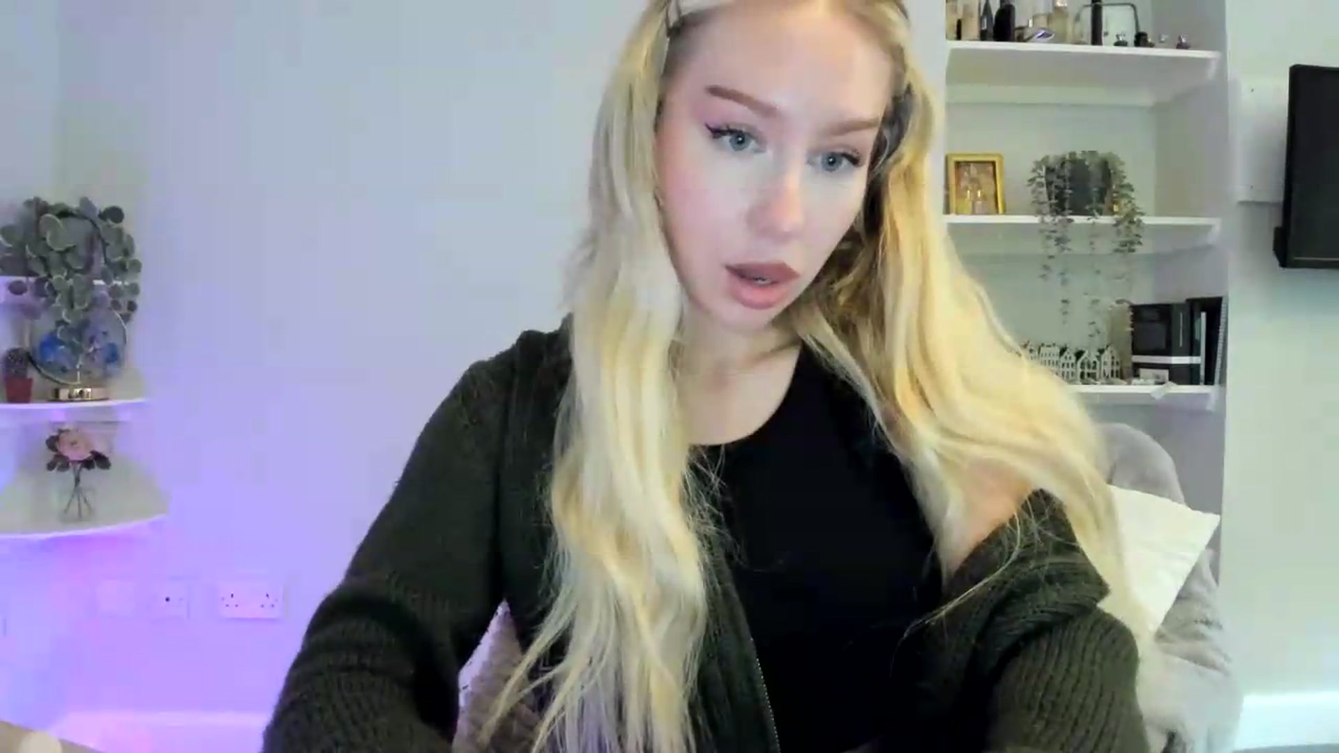 Gallery image thumbnail from British_Cutie's myfreecams stream on, 06/04/2026, 18:27 image 3 of 20