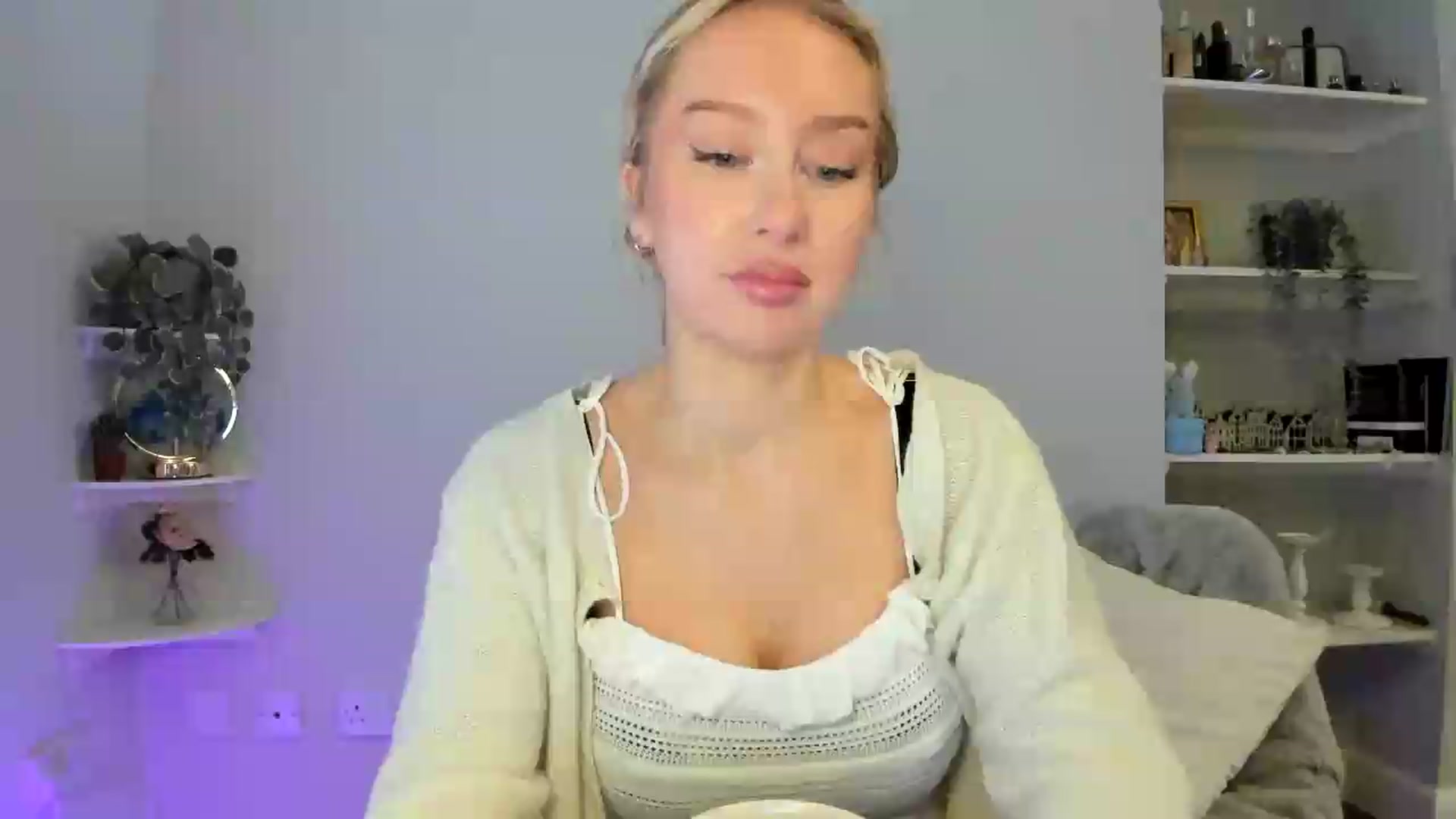 Gallery image thumbnail from British_Cutie's myfreecams stream on, 06/05/2026, 14:58 image 1 of 20