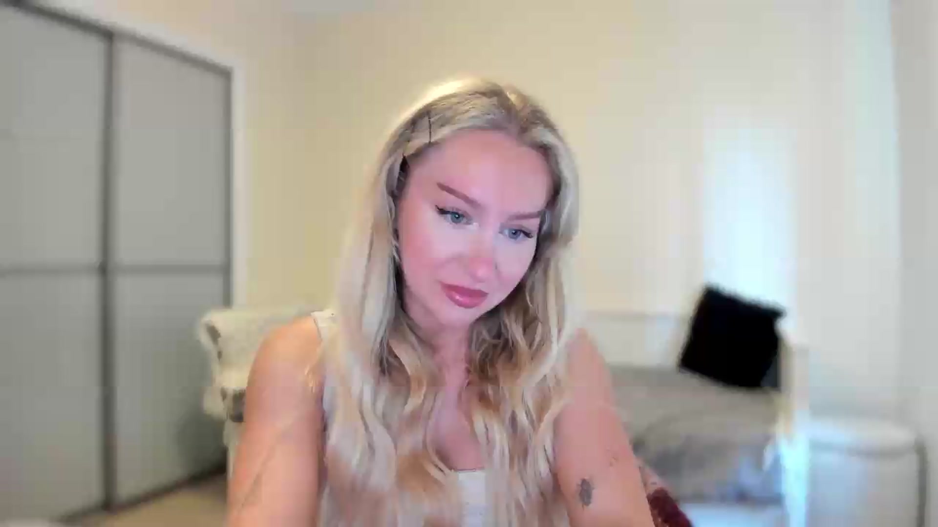 Gallery image thumbnail from British_Cutie's myfreecams stream on, 07/19/2026, 18:53 image 12 of 20
