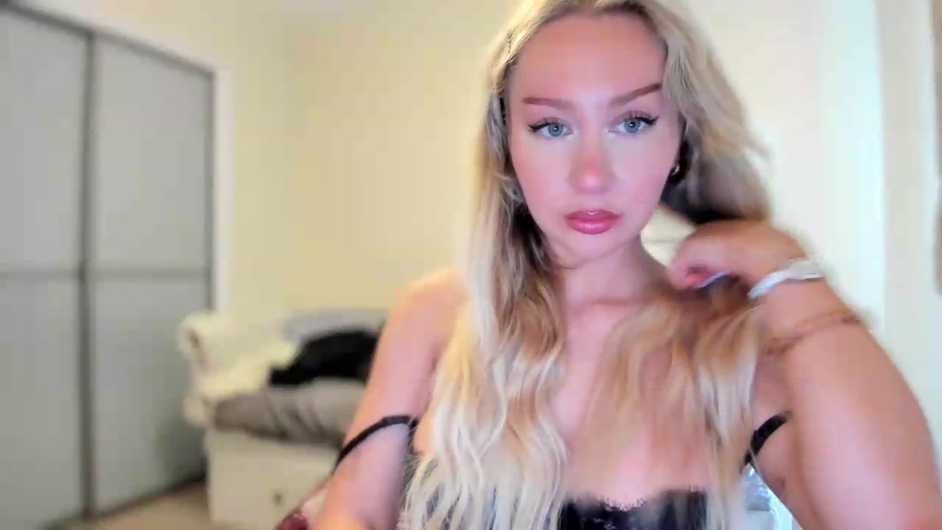 Gallery image thumbnail from British_Cutie's myfreecams stream on, 07/19/2026, 18:53 image 19 of 20