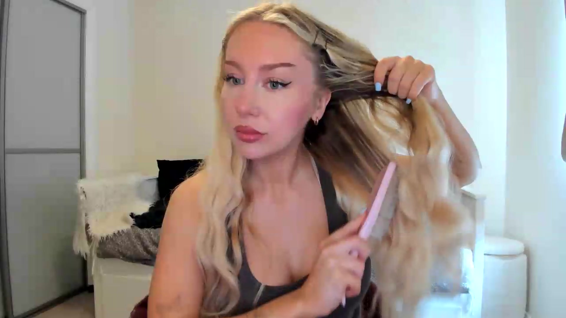 Gallery image thumbnail from British_Cutie's myfreecams stream on, 07/21/2026, 11:08 image 11 of 20