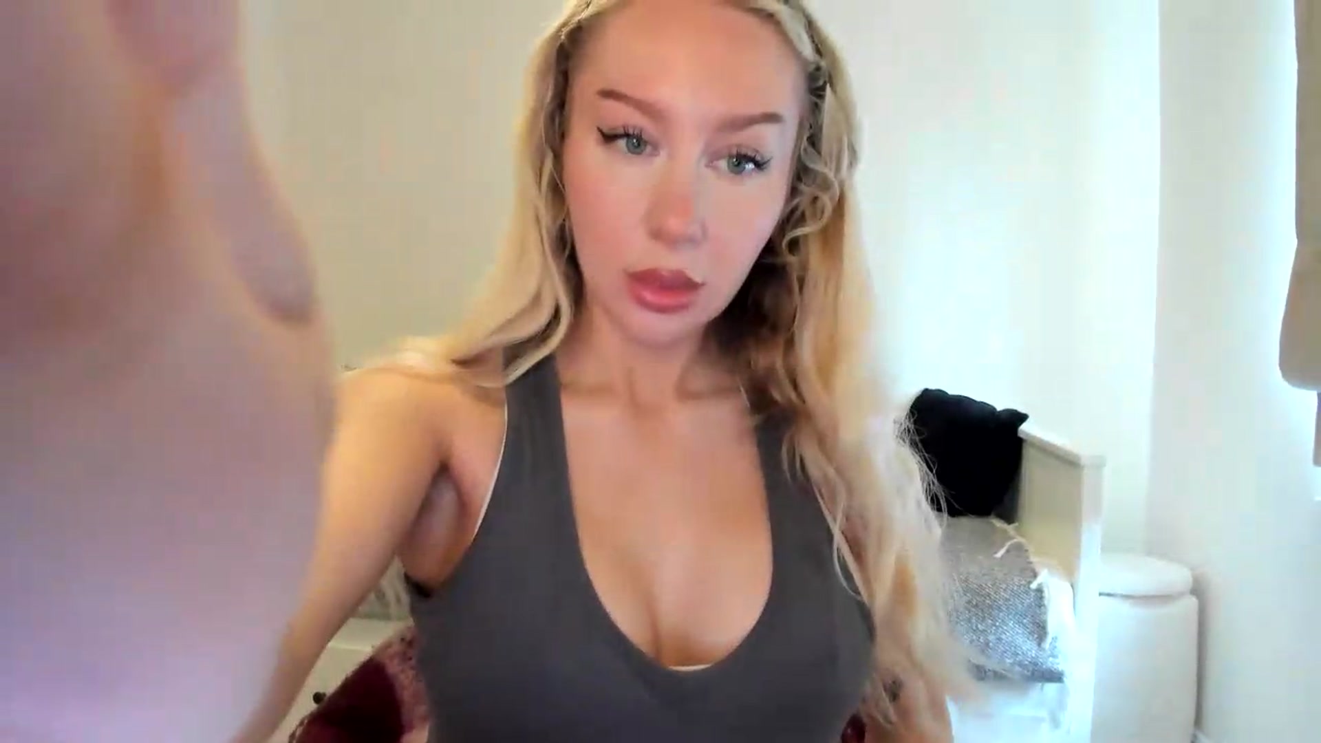 Gallery image thumbnail from British_Cutie's myfreecams stream on, 07/21/2026, 11:08 image 14 of 20