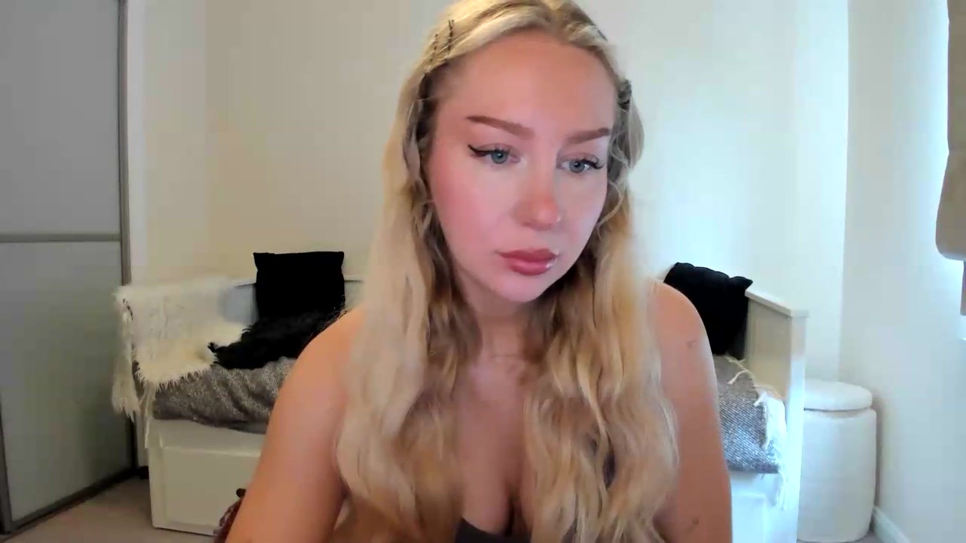 Gallery image thumbnail from British_Cutie's myfreecams stream on, 07/21/2026, 11:08 image 15 of 20