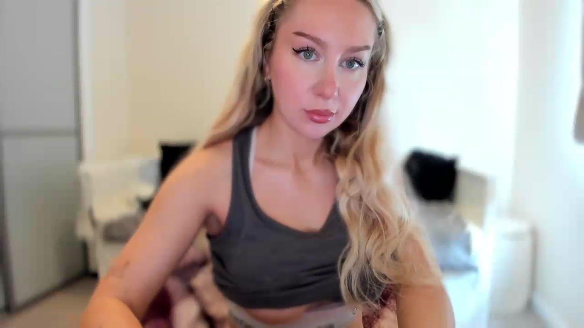 Gallery image thumbnail from British_Cutie's myfreecams stream on, 07/21/2026, 11:22 image 19 of 20