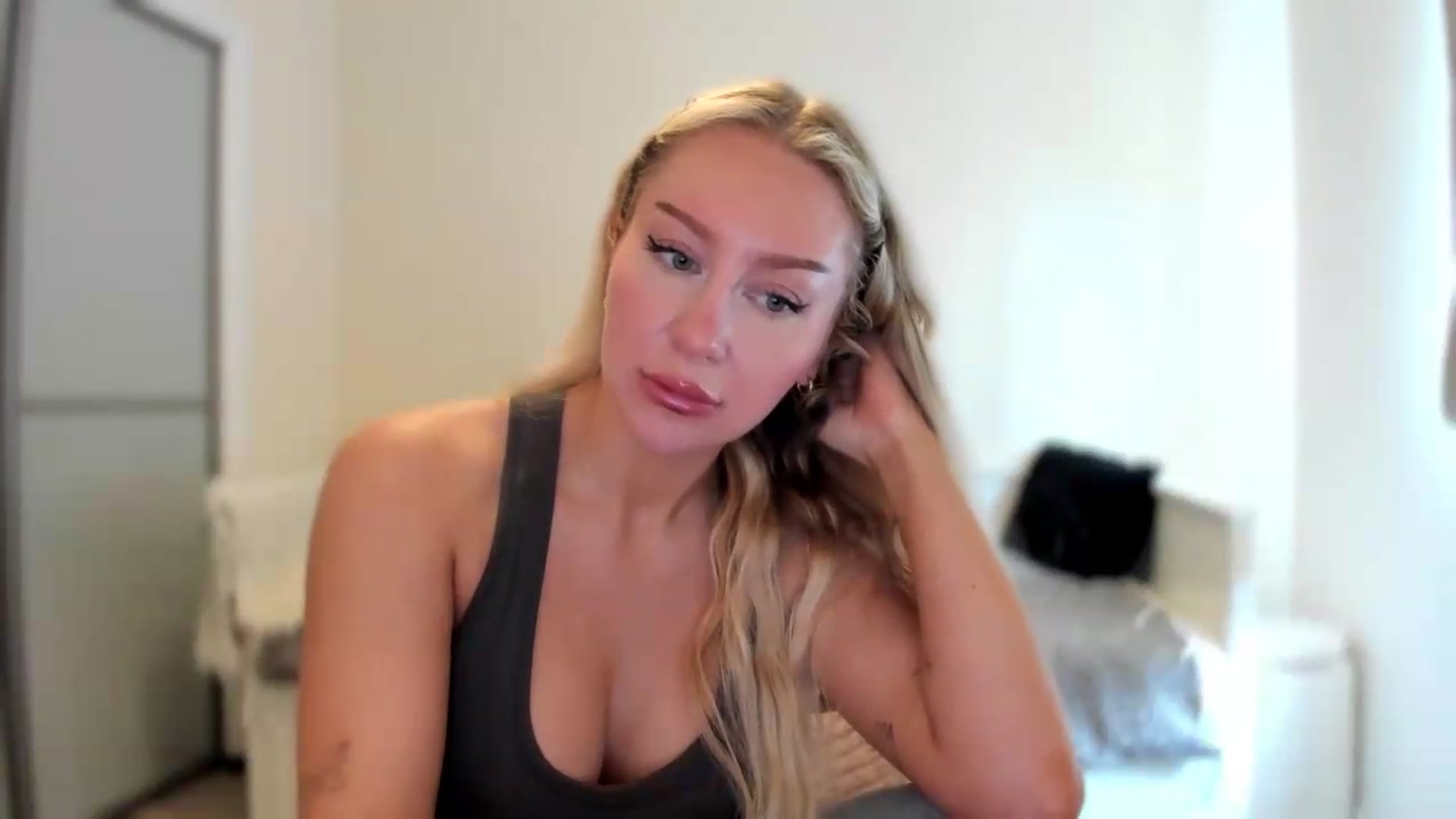 Gallery image thumbnail from British_Cutie's myfreecams stream on, 07/21/2026, 13:03 image 9 of 20
