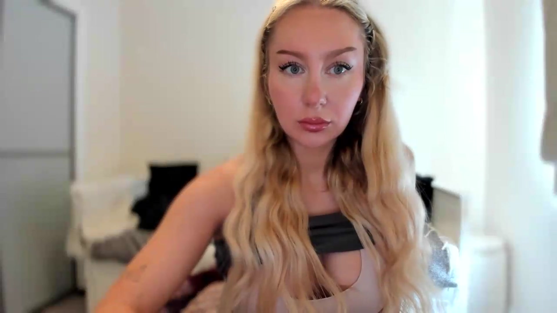 Gallery image thumbnail from British_Cutie's myfreecams stream on, 07/21/2026, 13:03 image 5 of 20