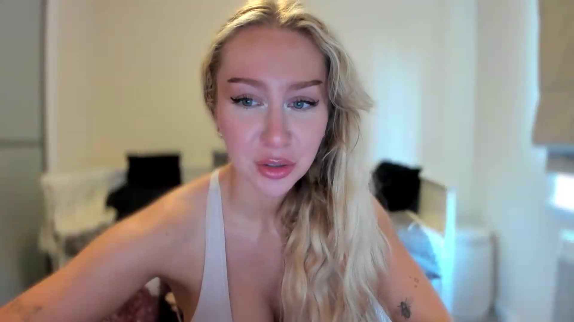 Gallery image thumbnail from British_Cutie's myfreecams stream on, 07/21/2026, 18:40 image 10 of 20