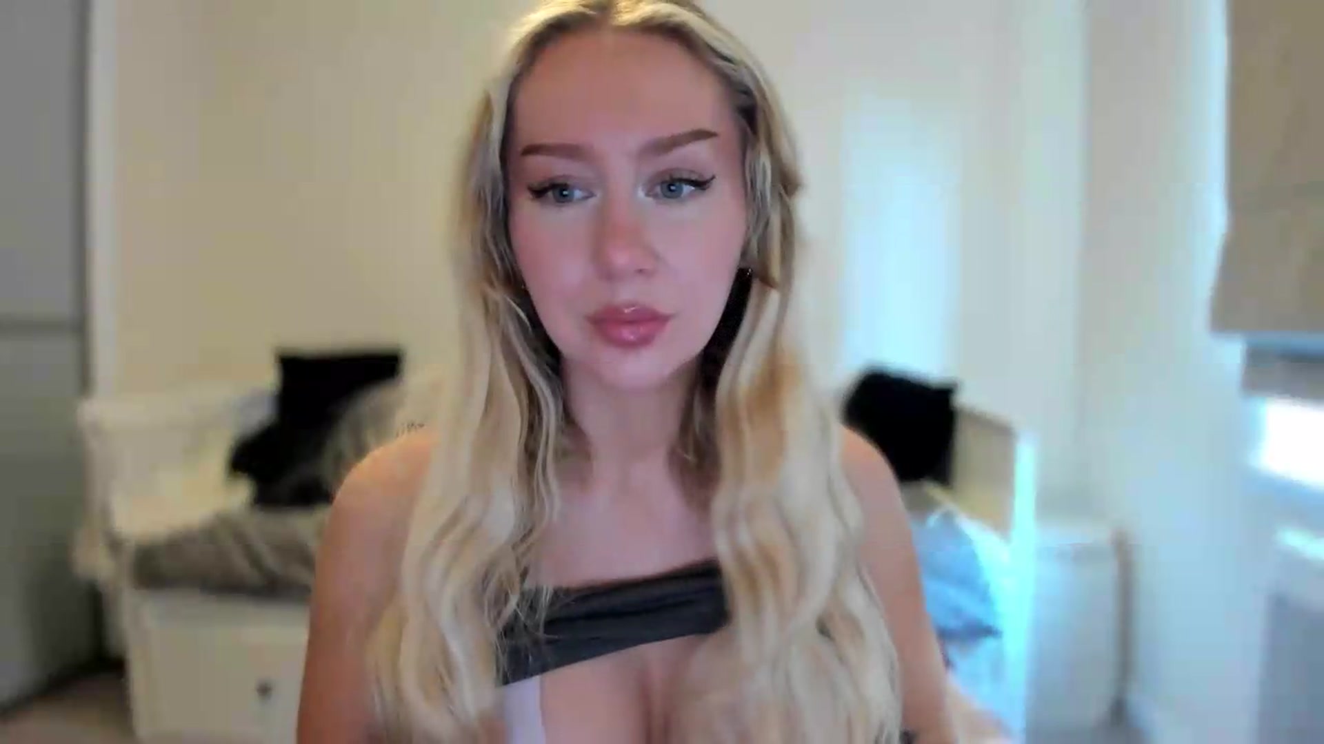 Gallery image thumbnail from British_Cutie's myfreecams stream on, 07/21/2026, 18:40 image 5 of 20