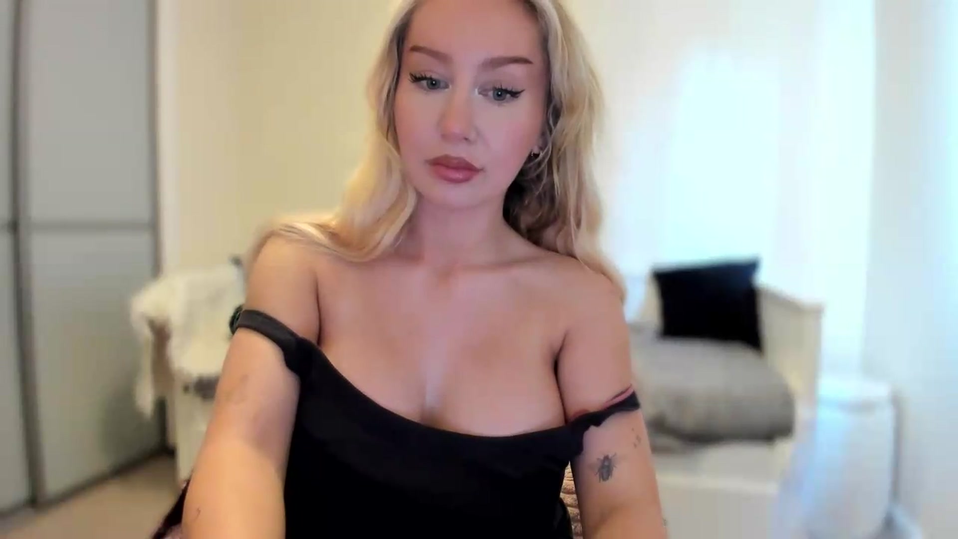 Gallery image thumbnail from British_Cutie's myfreecams stream on, 07/23/2026, 18:57 image 4 of 20