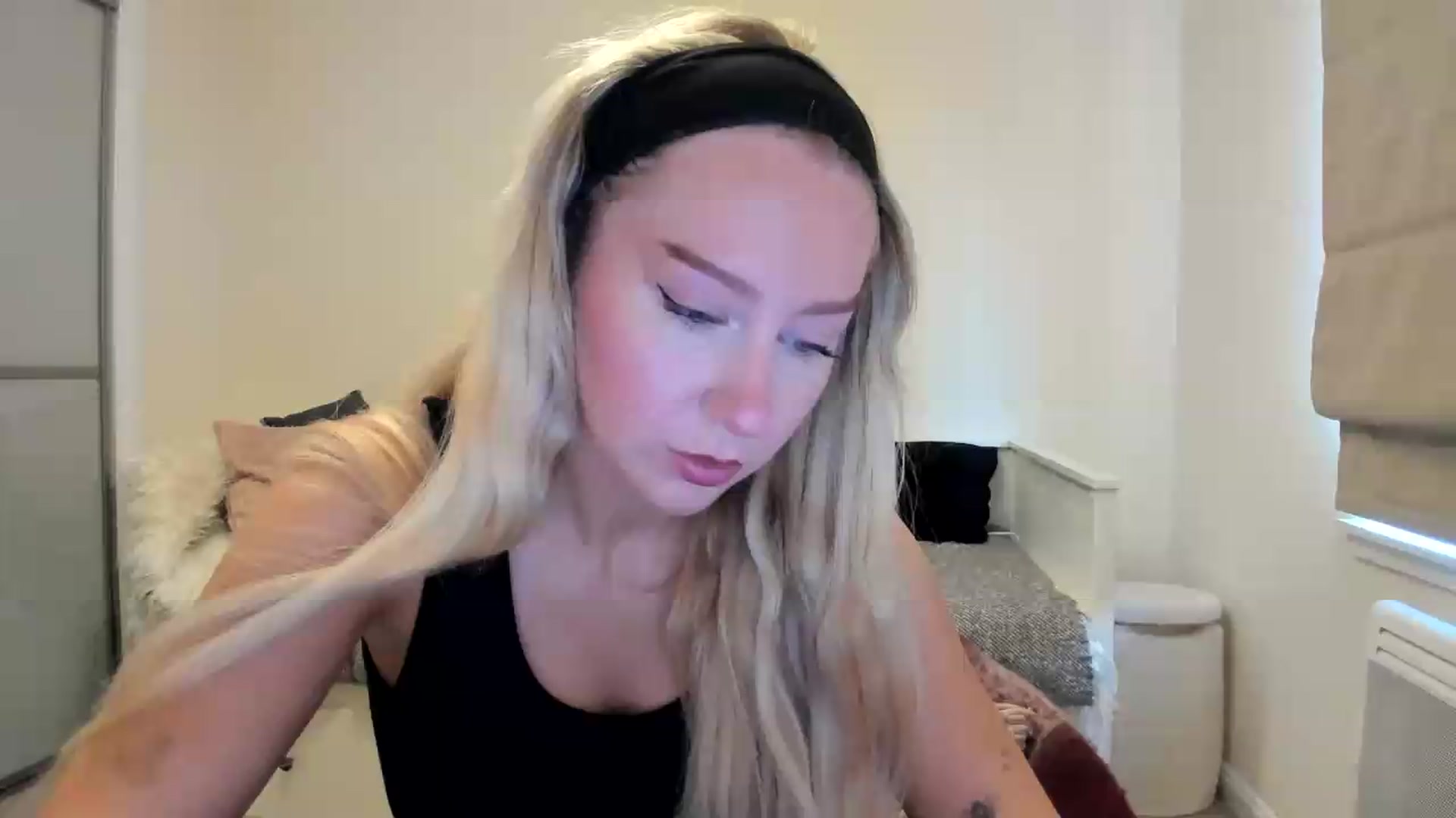 Gallery image thumbnail from British_Cutie's myfreecams stream on, 07/27/2026, 20:43 image 1 of 20
