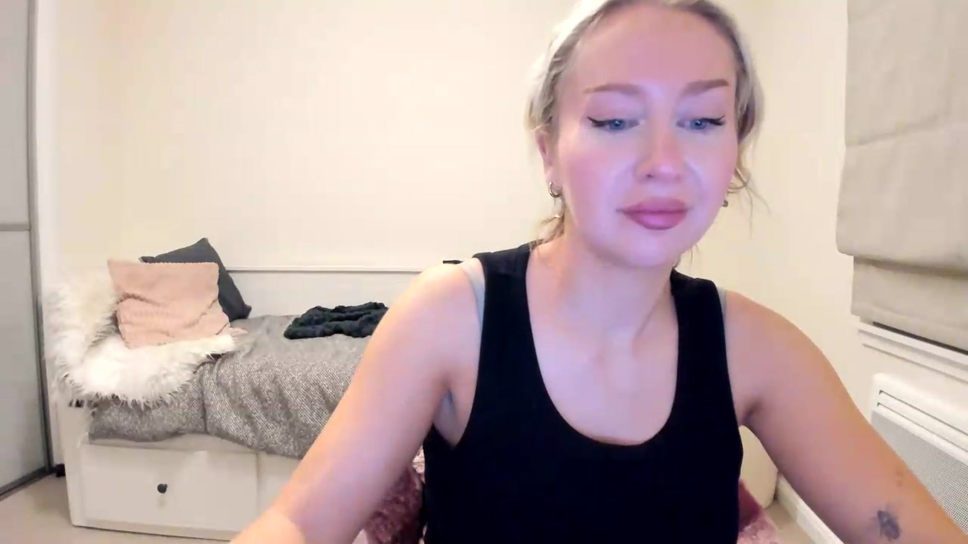Gallery image thumbnail from British_Cutie's myfreecams stream on, 07/27/2026, 23:01 image 2 of 20