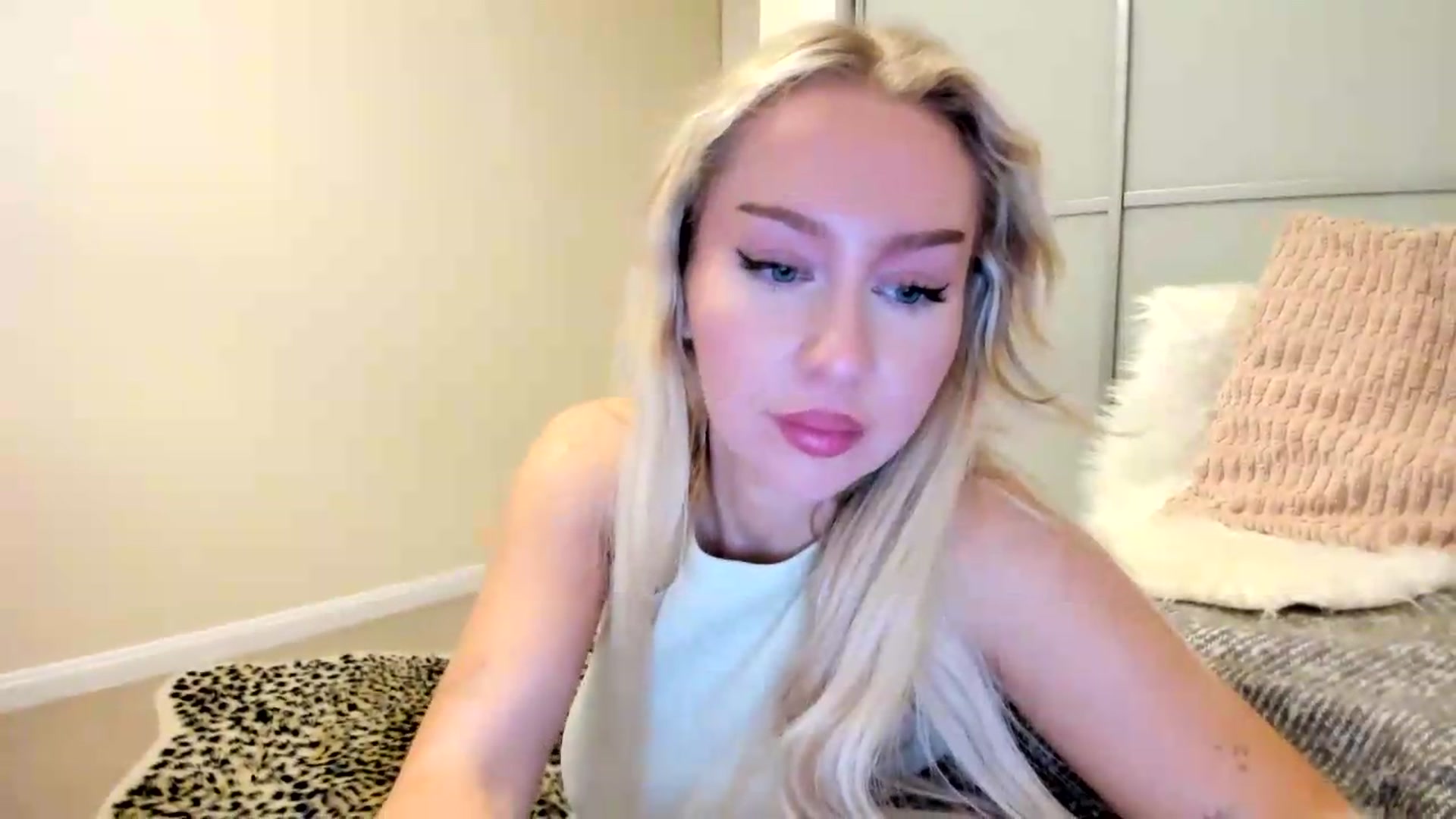Gallery image thumbnail from British_Cutie's myfreecams stream on, 07/29/2026, 19:09 image 4 of 20