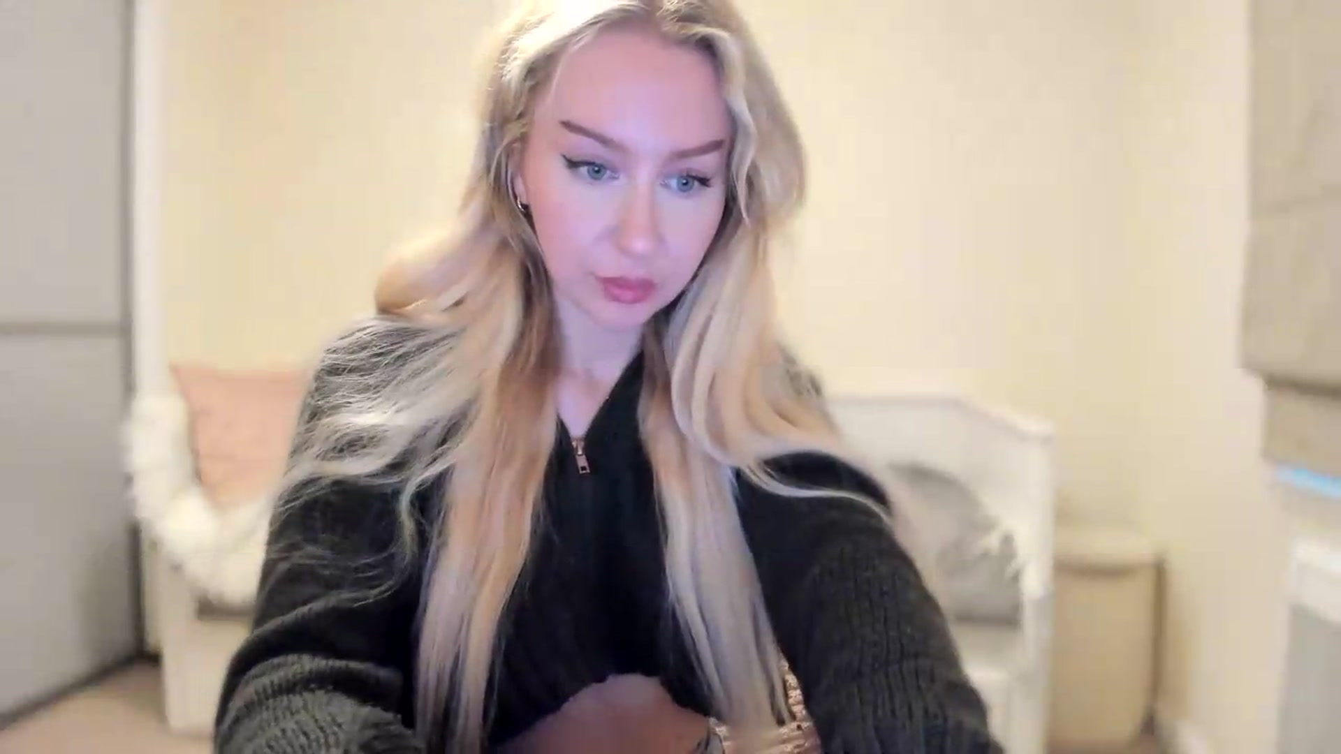 Gallery image thumbnail from British_Cutie's myfreecams stream on, 07/29/2026, 20:36 image 10 of 20