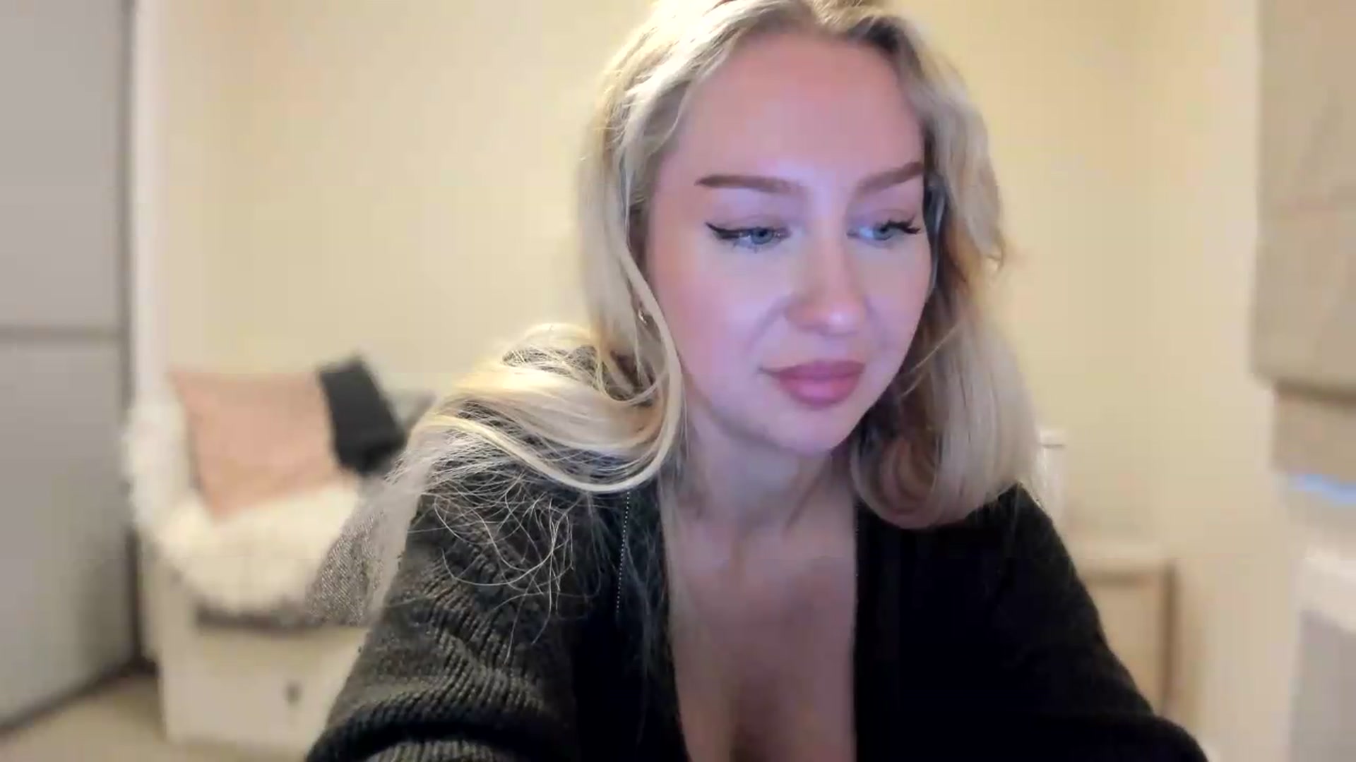 Gallery image thumbnail from British_Cutie's myfreecams stream on, 07/29/2026, 20:36 image 16 of 20