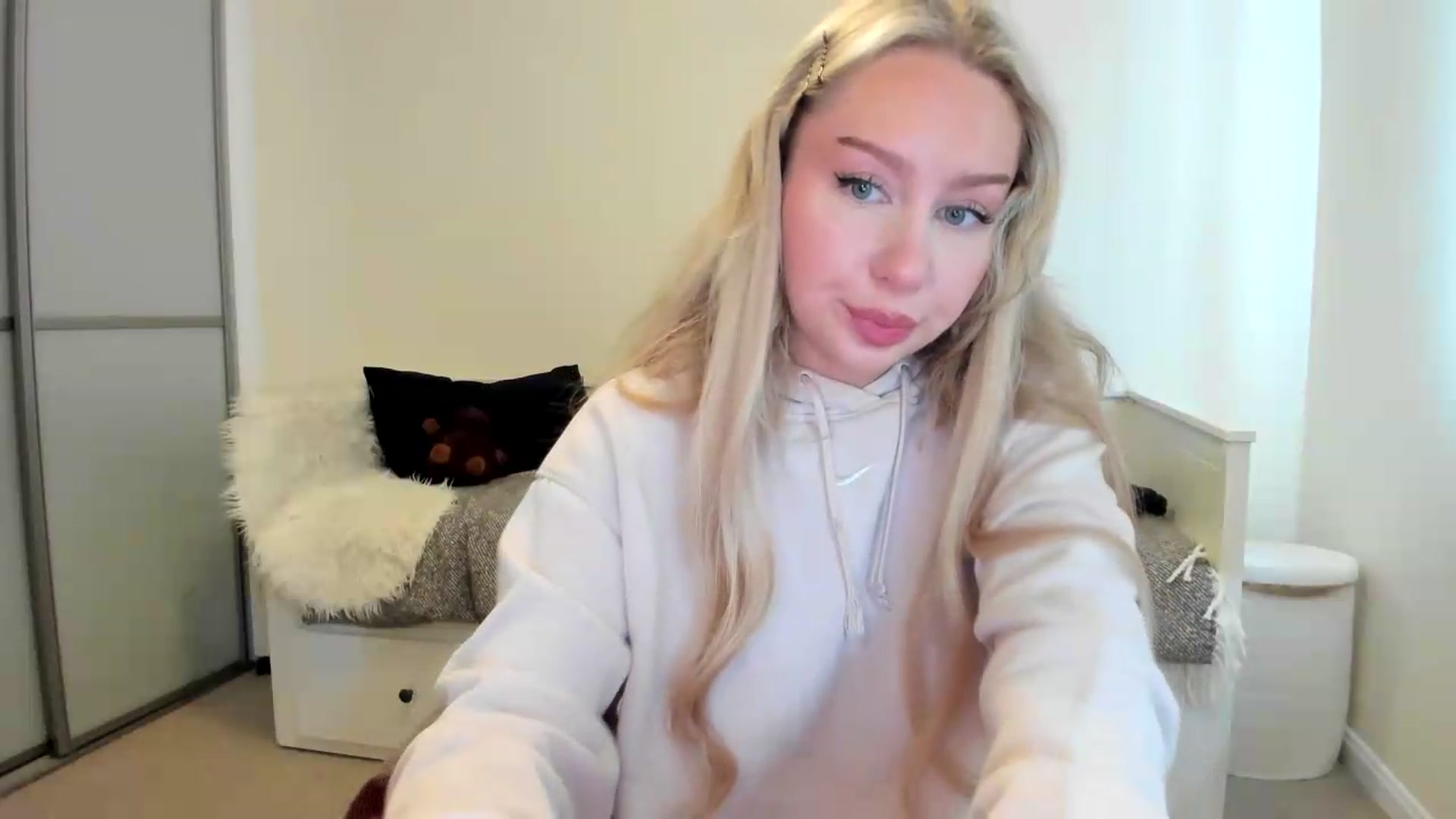 Gallery image thumbnail from British_Cutie's myfreecams stream on, 07/31/2026, 11:45 image 4 of 20