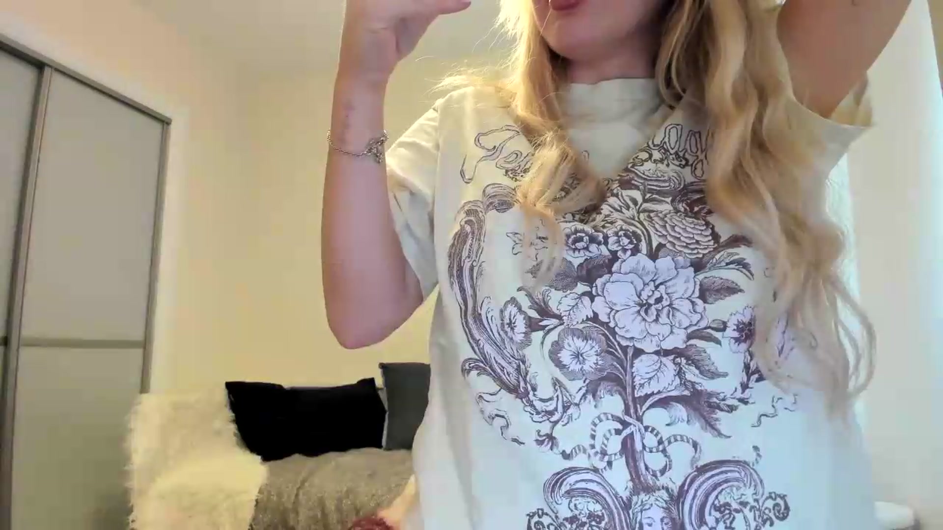 Gallery image thumbnail from British_Cutie's myfreecams stream on, 08/03/2026, 09:47 image 16 of 20