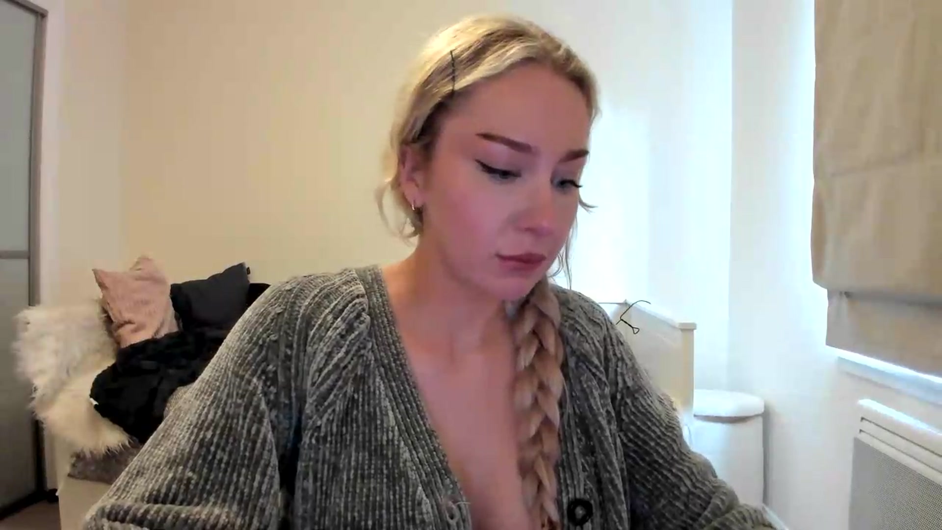Gallery image thumbnail from British_Cutie's myfreecams stream on, 08/04/2026, 17:38 image 18 of 20