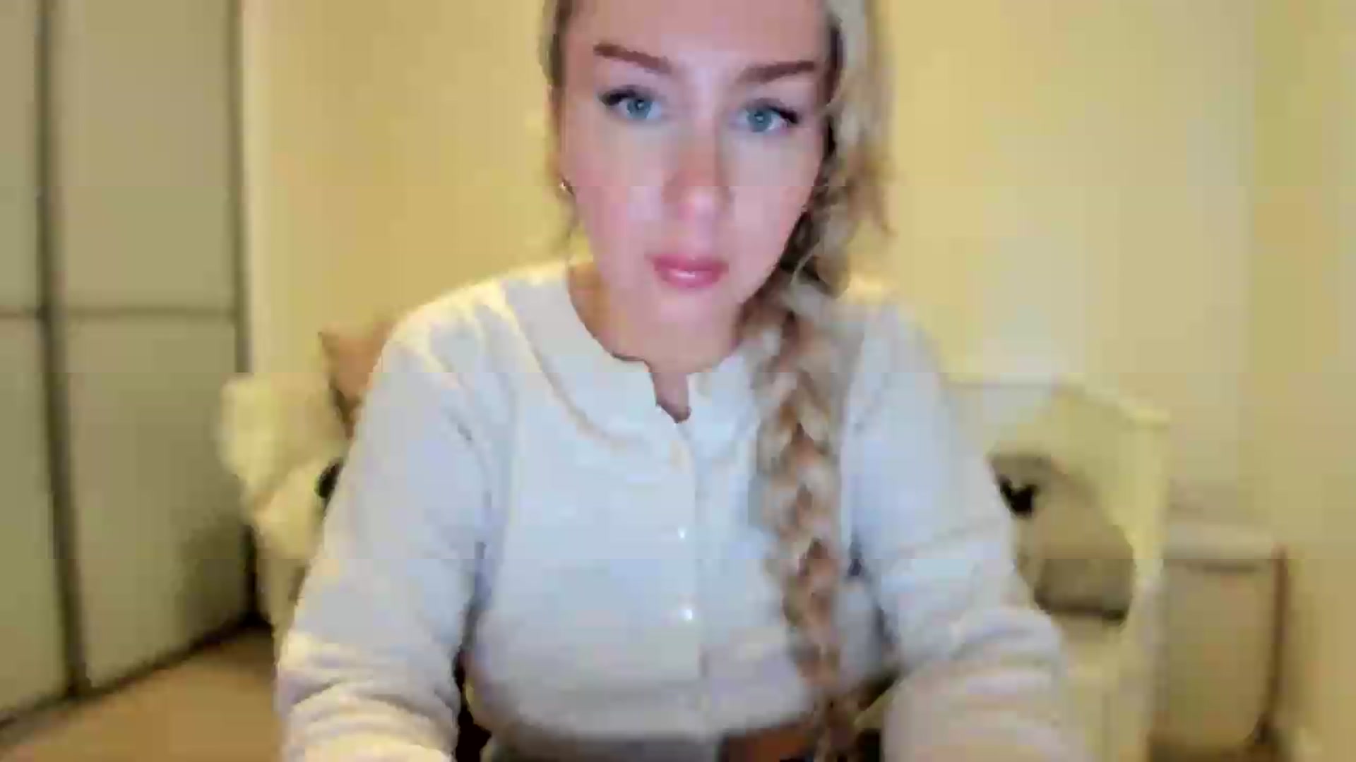 Gallery image thumbnail from British_Cutie's myfreecams stream on, 08/04/2026, 21:08 image 1 of 20