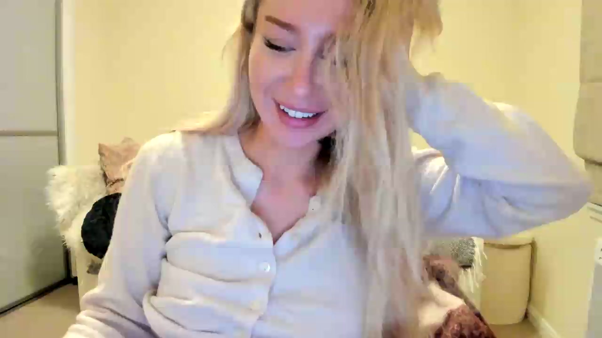 Gallery image thumbnail from British_Cutie's myfreecams stream on, 08/04/2026, 22:29 image 12 of 20