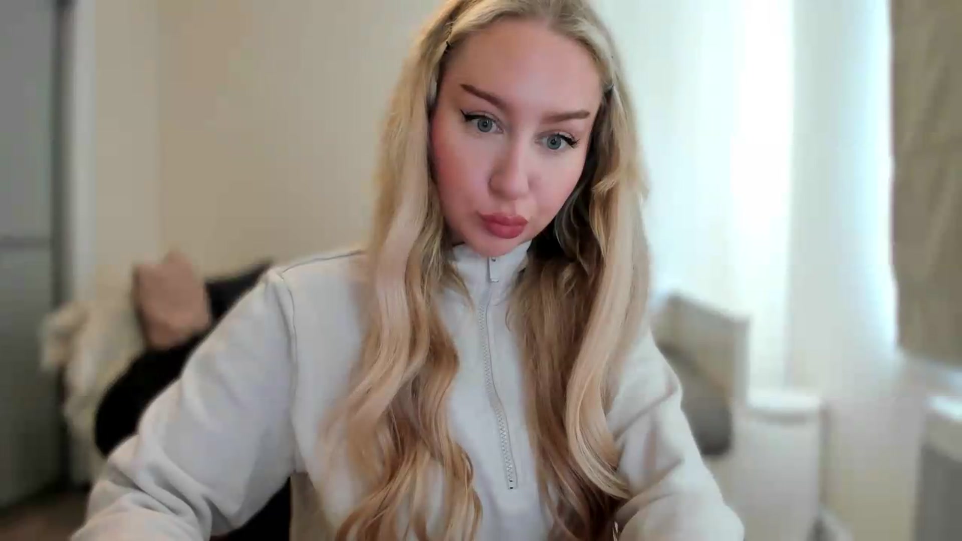 Gallery image thumbnail from British_Cutie's myfreecams stream on, 08/05/2026, 12:16 image 14 of 20