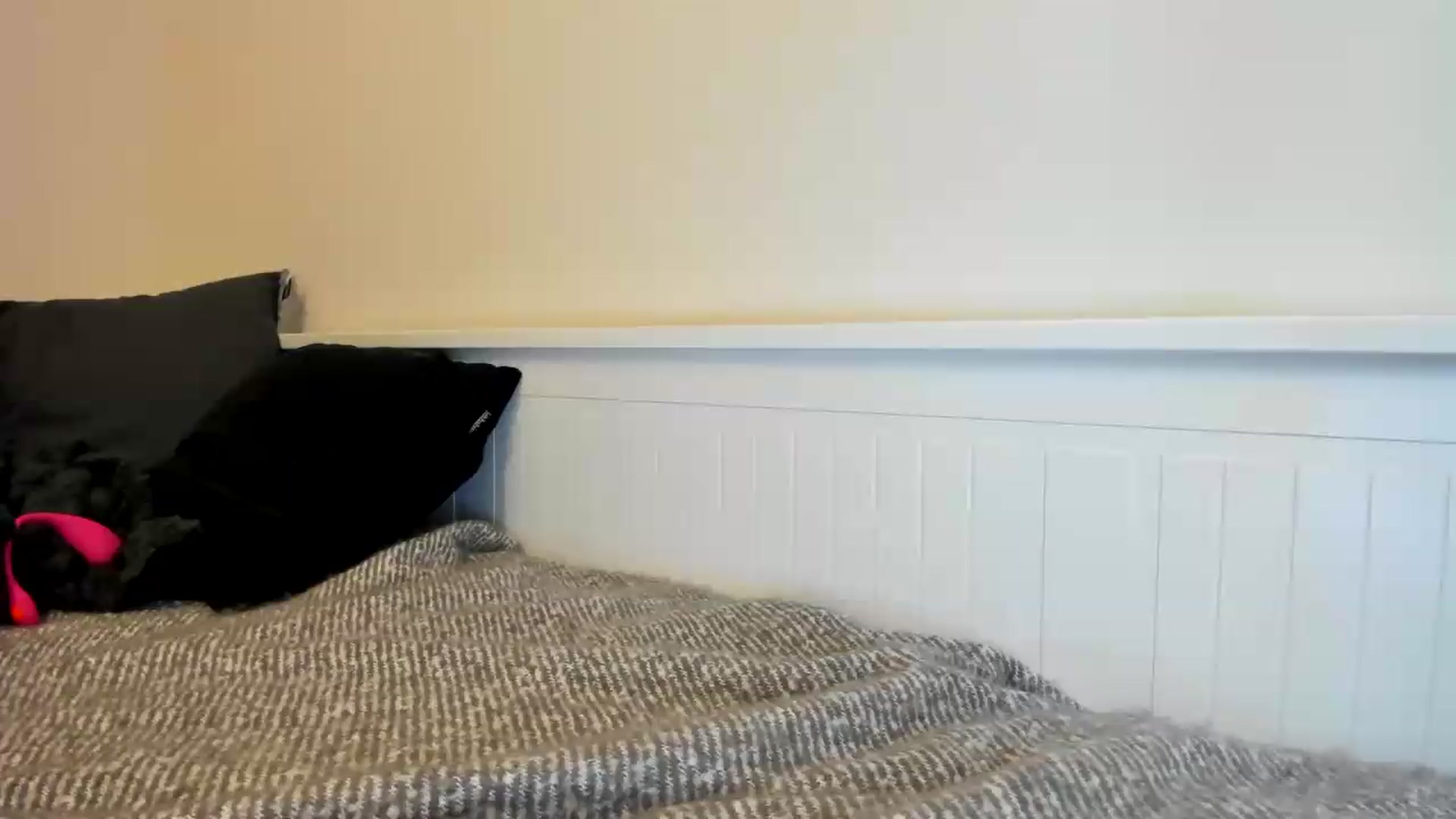 Gallery image thumbnail from British_Cutie's myfreecams stream on, 08/05/2026, 17:05 image 3 of 20