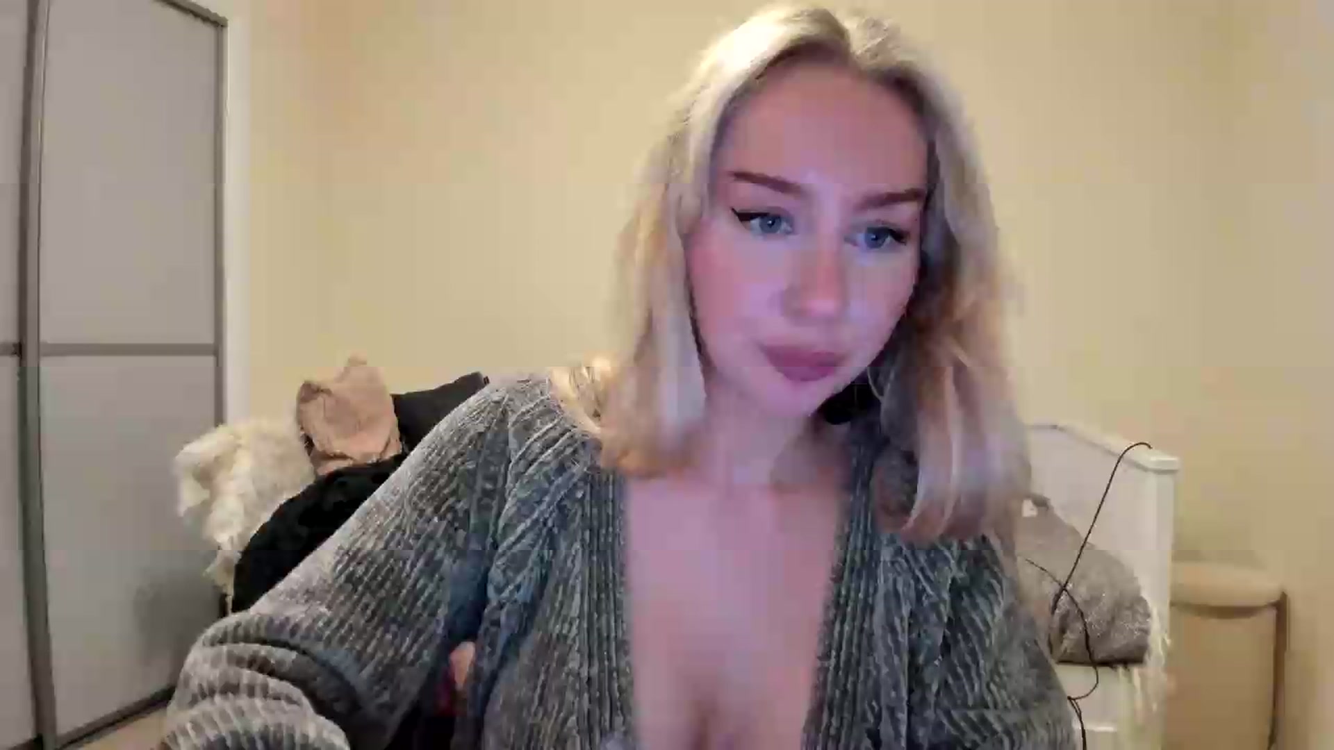 Gallery image thumbnail from British_Cutie's myfreecams stream on, 08/05/2026, 21:00 image 18 of 20