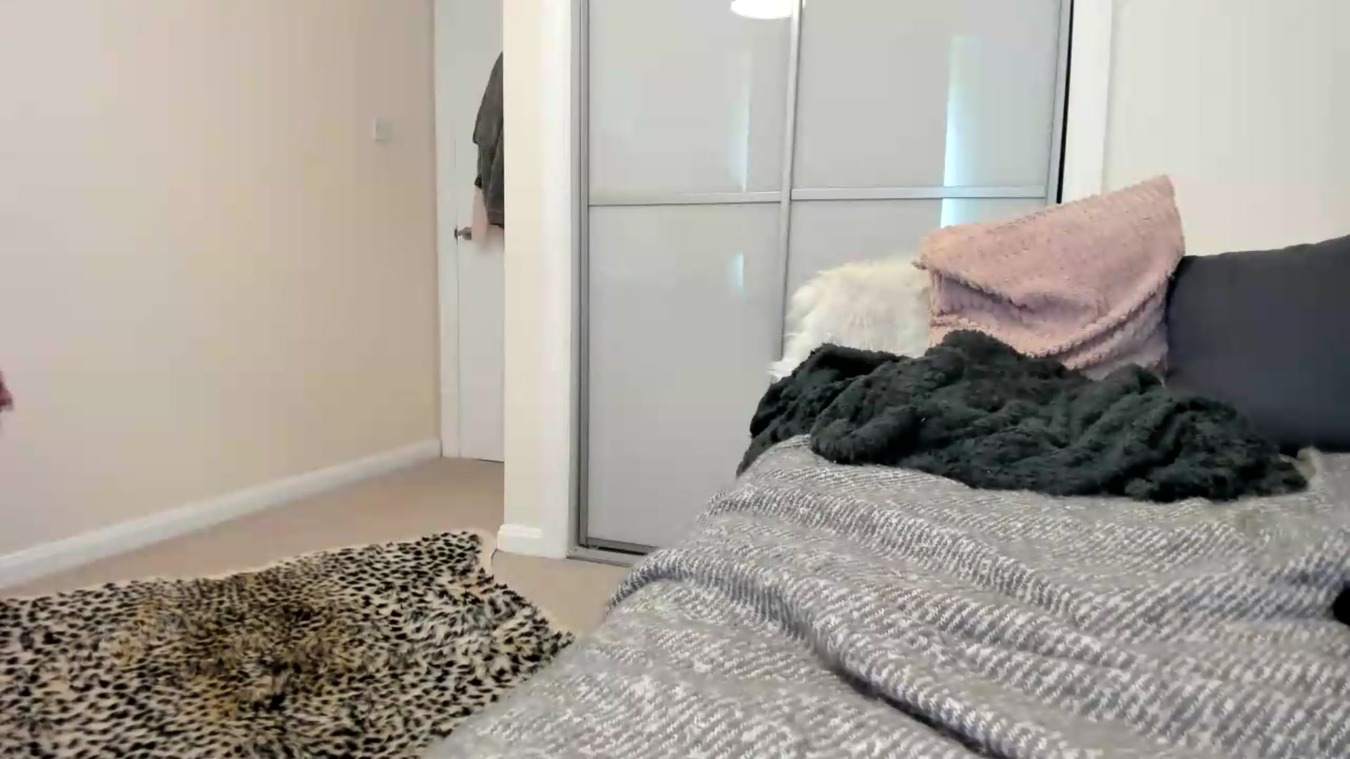 Gallery image thumbnail from British_Cutie's myfreecams stream on, 08/06/2026, 15:27 image 16 of 20