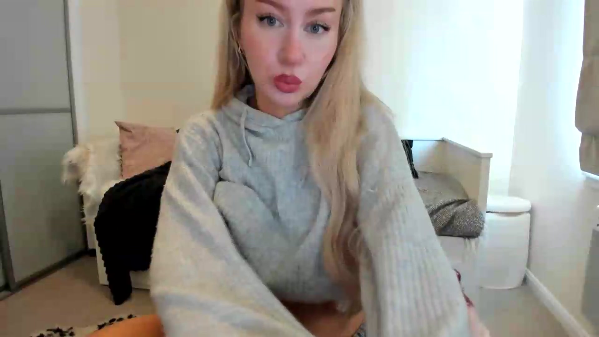 Gallery image thumbnail from British_Cutie's myfreecams stream on, 08/07/2026, 12:31 image 6 of 20