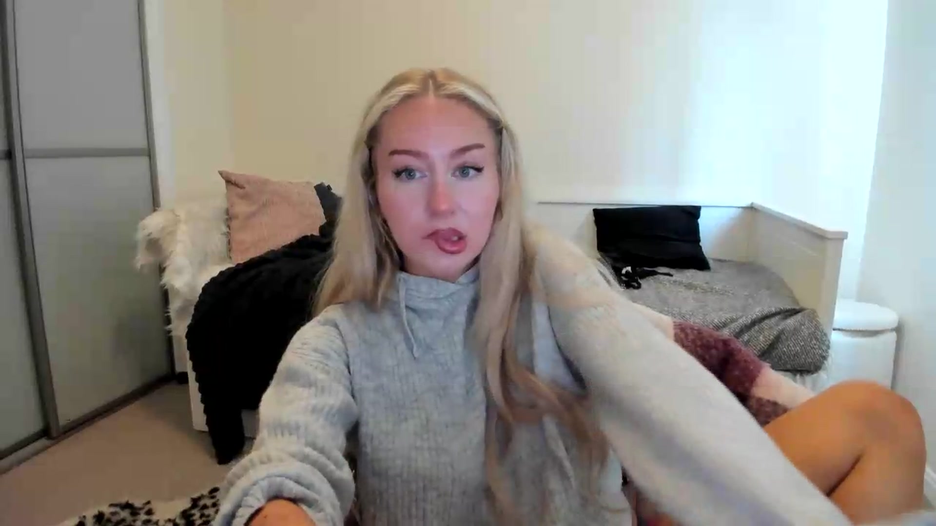 Gallery image thumbnail from British_Cutie's myfreecams stream on, 08/07/2026, 12:31 image 13 of 20