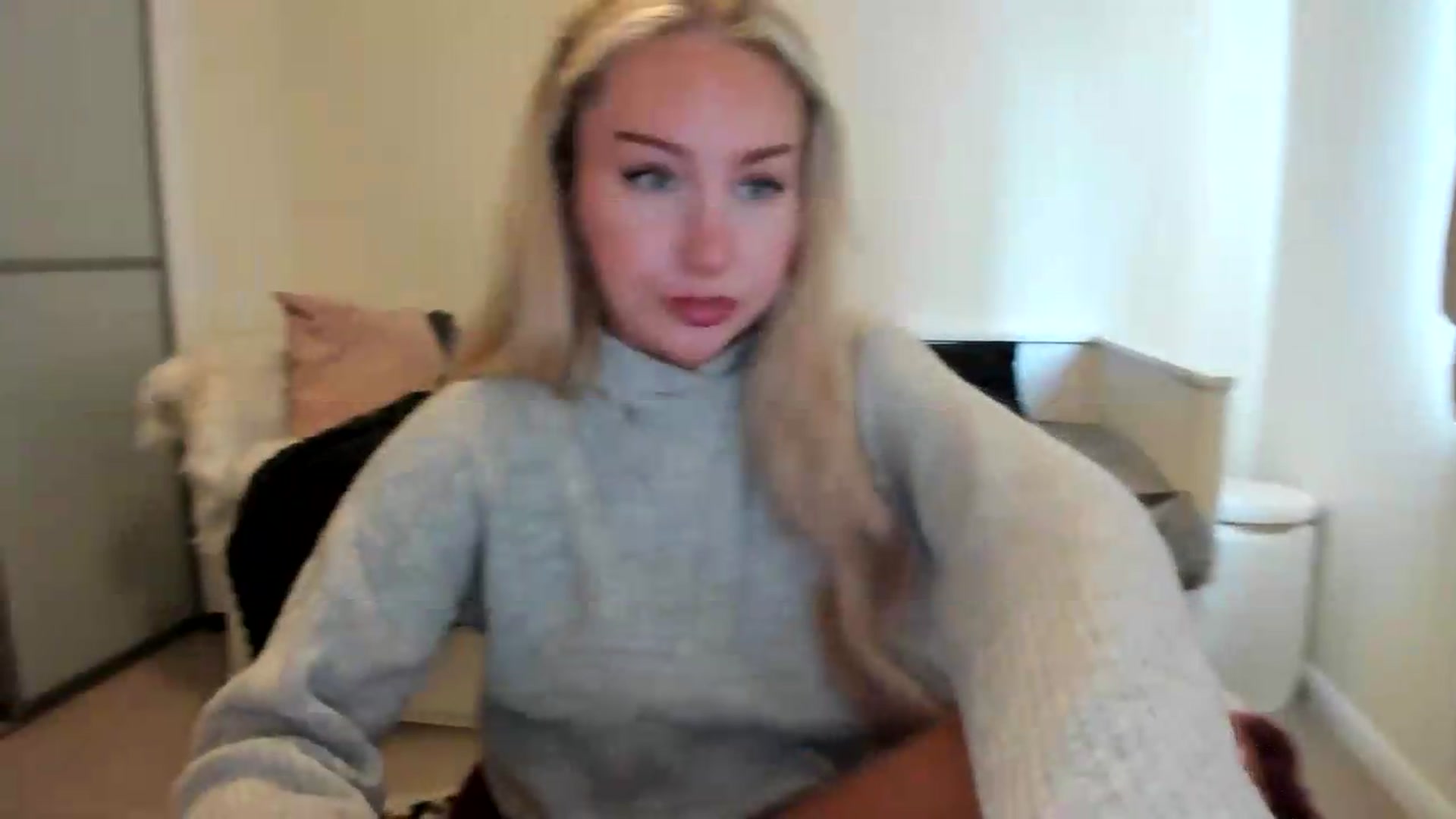 Gallery image thumbnail from British_Cutie's myfreecams stream on, 08/07/2026, 12:31 image 14 of 20