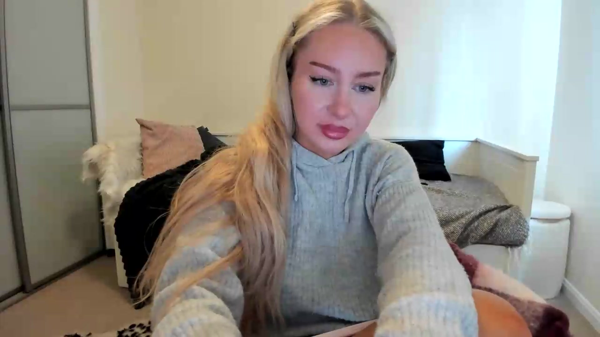 Gallery image thumbnail from British_Cutie's myfreecams stream on, 08/07/2026, 12:31 image 19 of 20