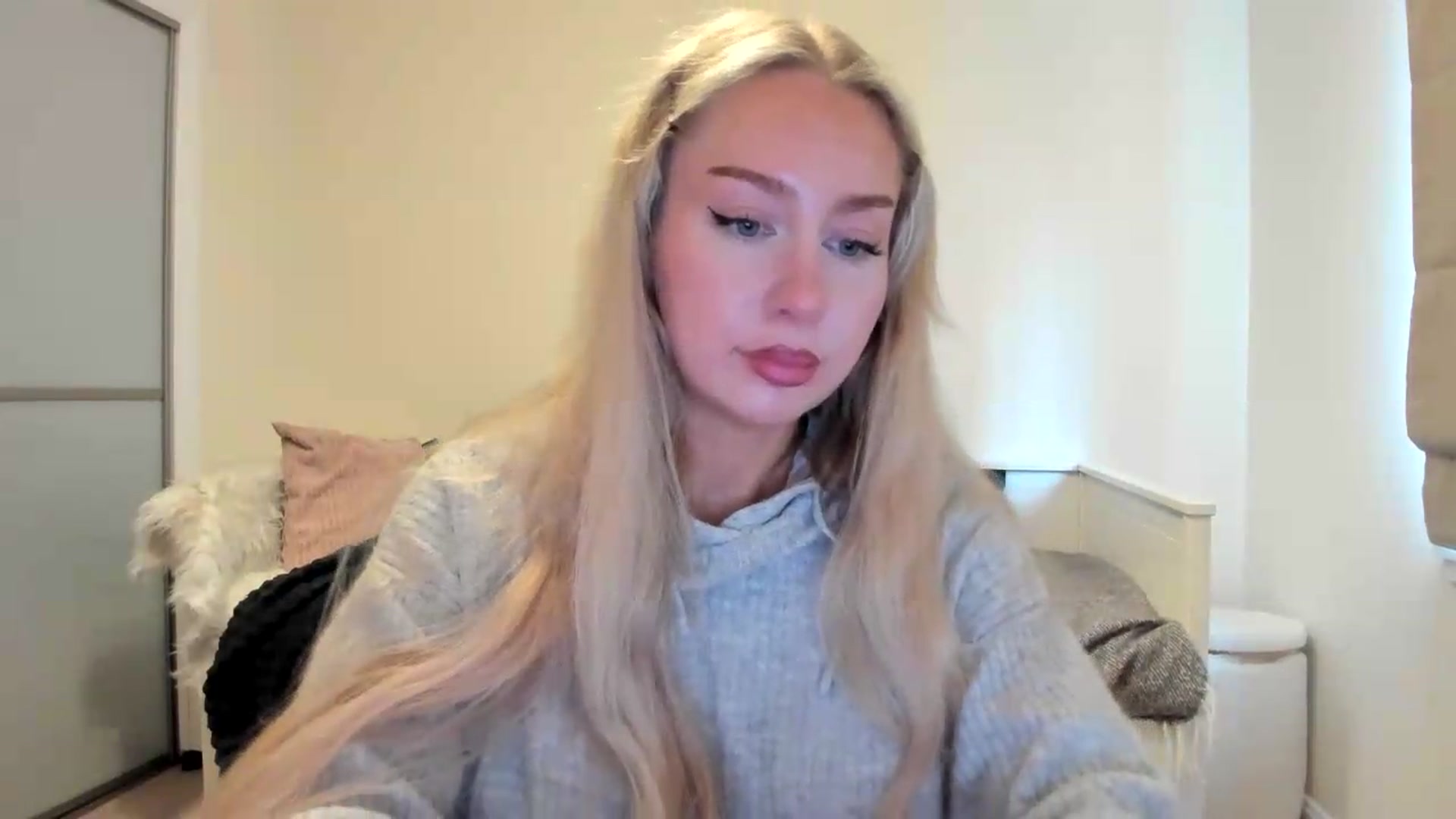 Gallery image thumbnail from British_Cutie's myfreecams stream on, 08/07/2026, 13:57 image 19 of 20