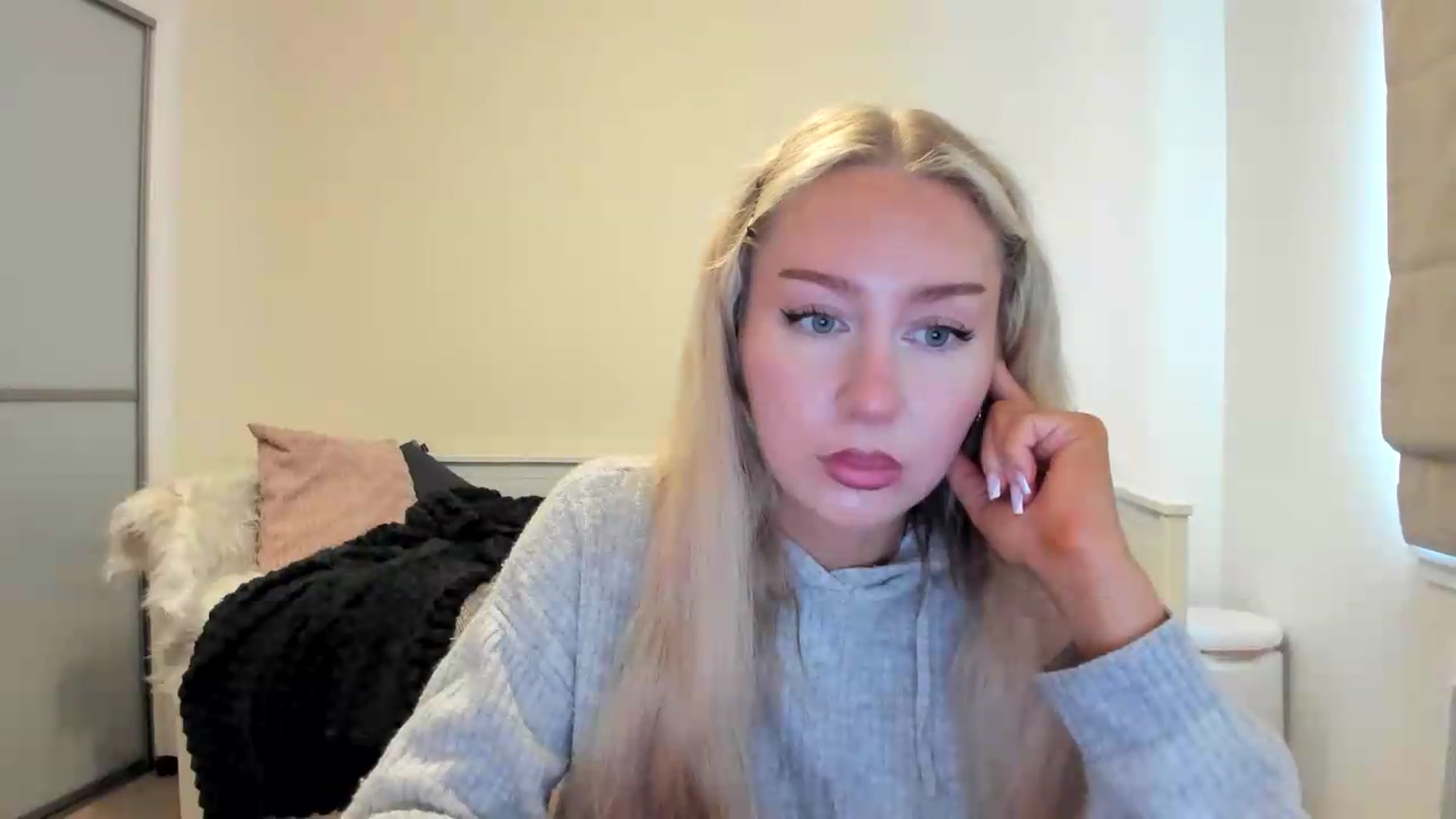 Gallery image thumbnail from British_Cutie's myfreecams stream on, 08/07/2026, 13:57 image 9 of 20