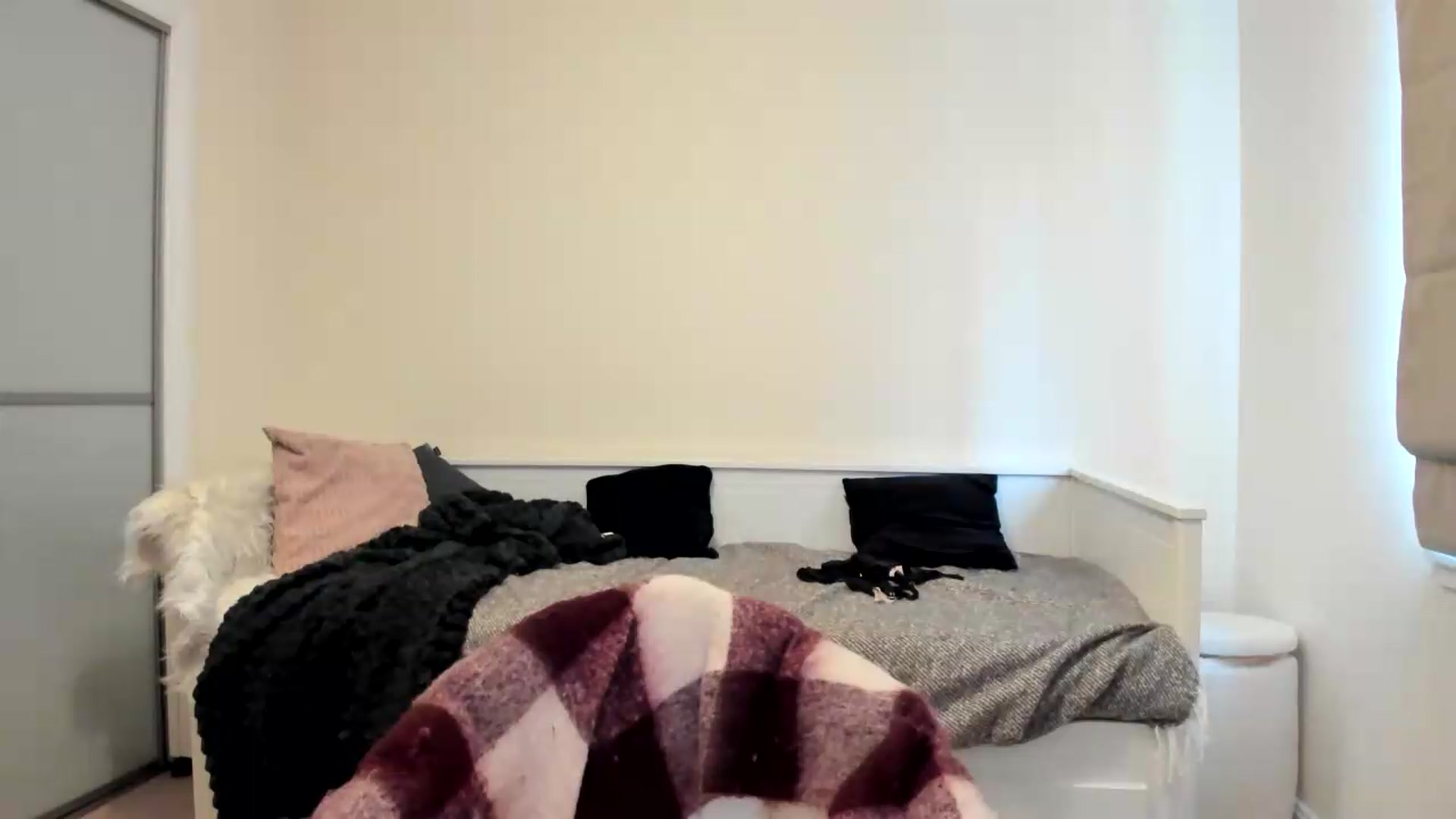 Gallery image thumbnail from British_Cutie's myfreecams stream on, 08/07/2026, 13:57 image 11 of 20