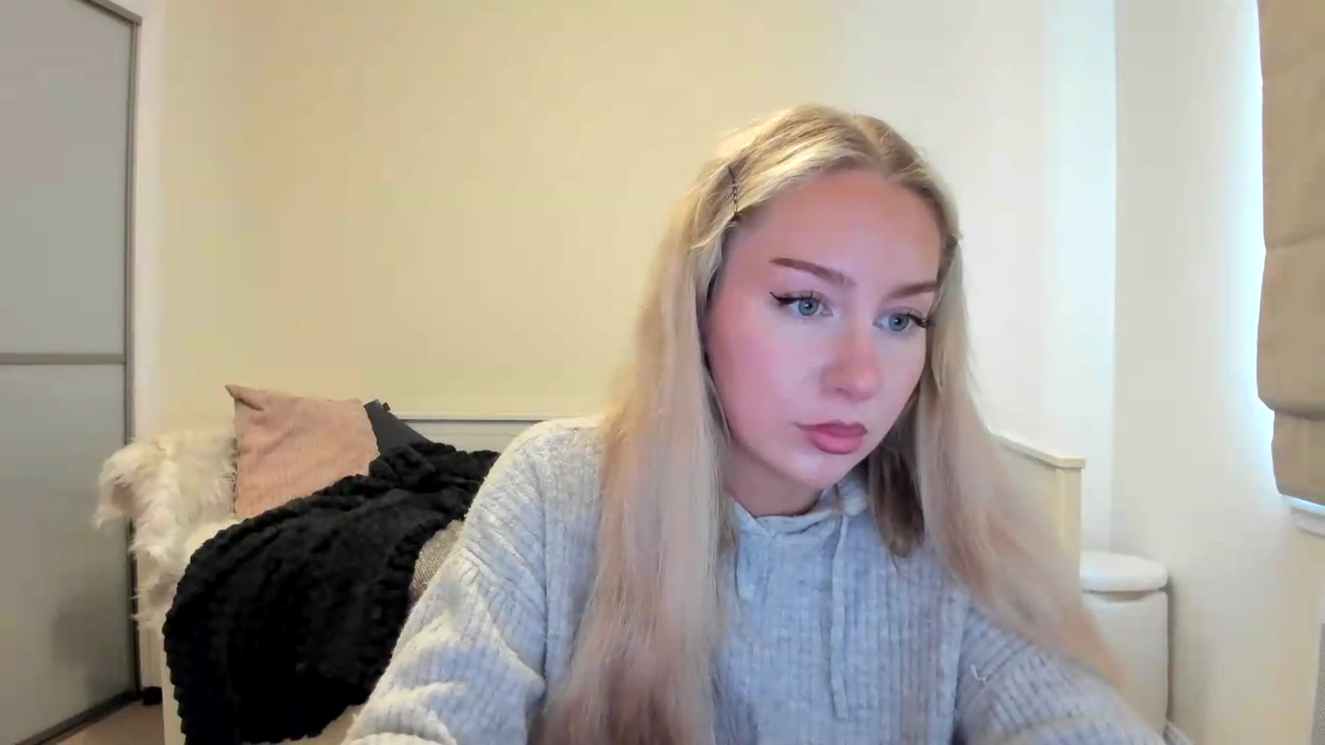 Gallery image thumbnail from British_Cutie's myfreecams stream on, 08/07/2026, 13:57 image 10 of 20