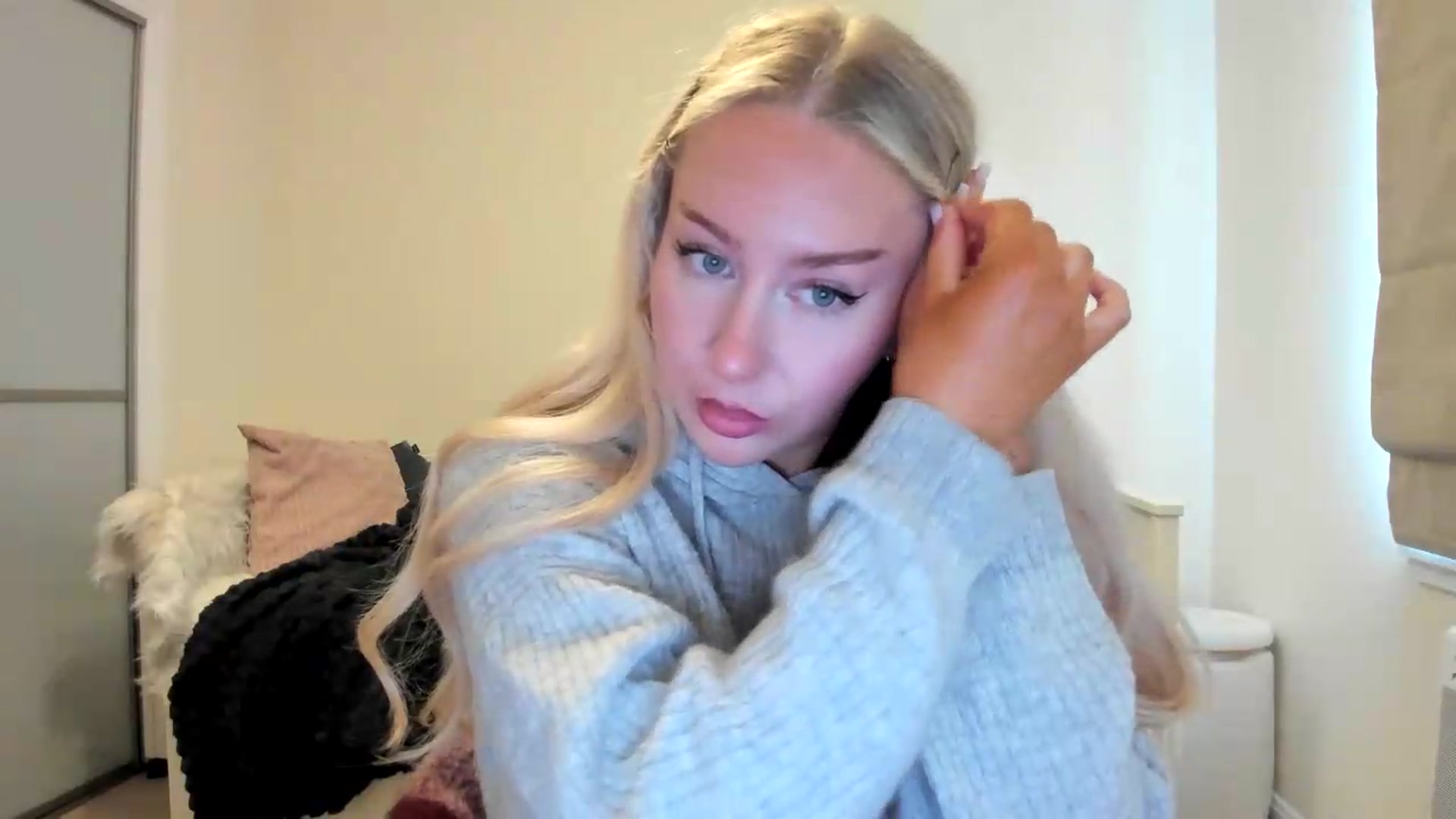 Gallery image thumbnail from British_Cutie's myfreecams stream on, 08/07/2026, 13:57 image 2 of 20