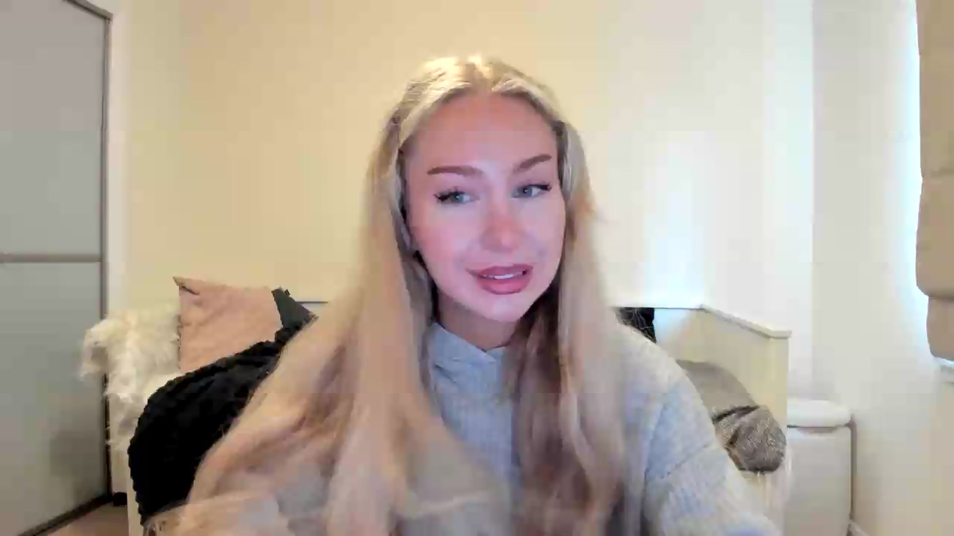 Gallery image thumbnail from British_Cutie's myfreecams stream on, 08/07/2026, 13:57 image 16 of 20