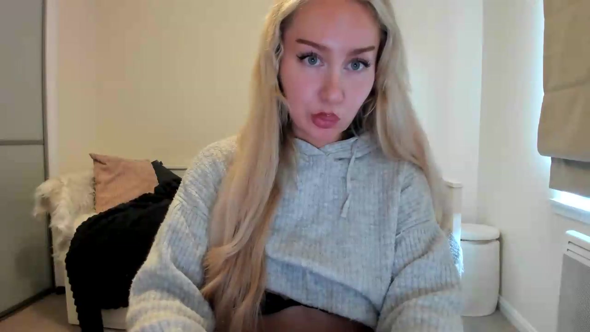 Gallery image thumbnail from British_Cutie's myfreecams stream on, 08/07/2026, 17:40 image 8 of 20