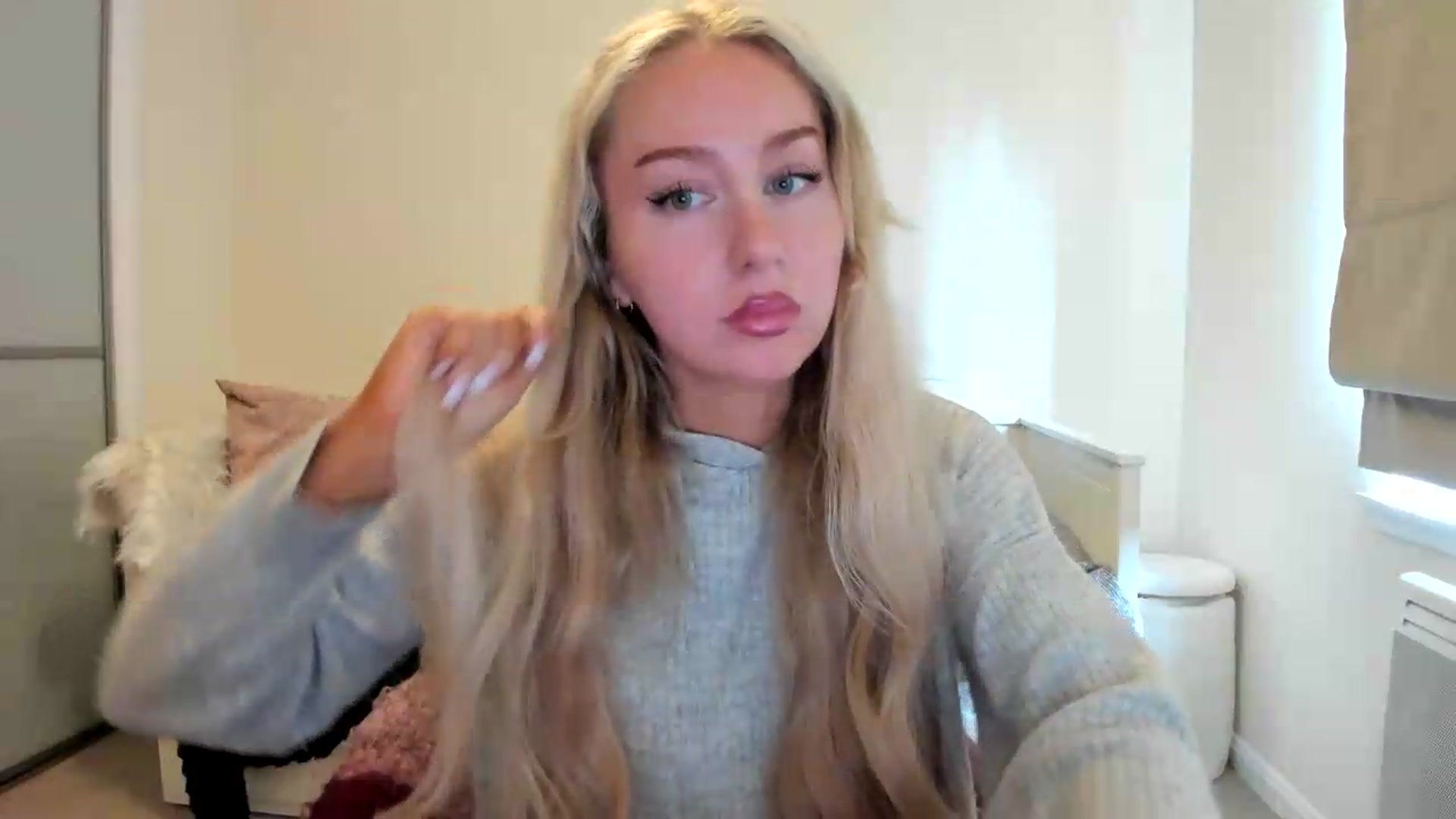 Gallery image thumbnail from British_Cutie's myfreecams stream on, 08/07/2026, 17:40 image 3 of 20