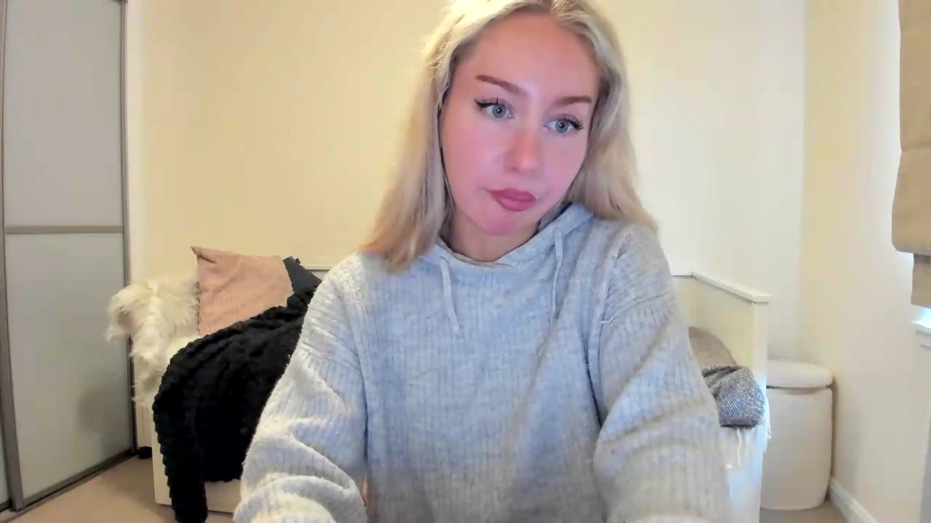 Gallery image thumbnail from British_Cutie's myfreecams stream on, 08/07/2026, 18:34 image 17 of 20