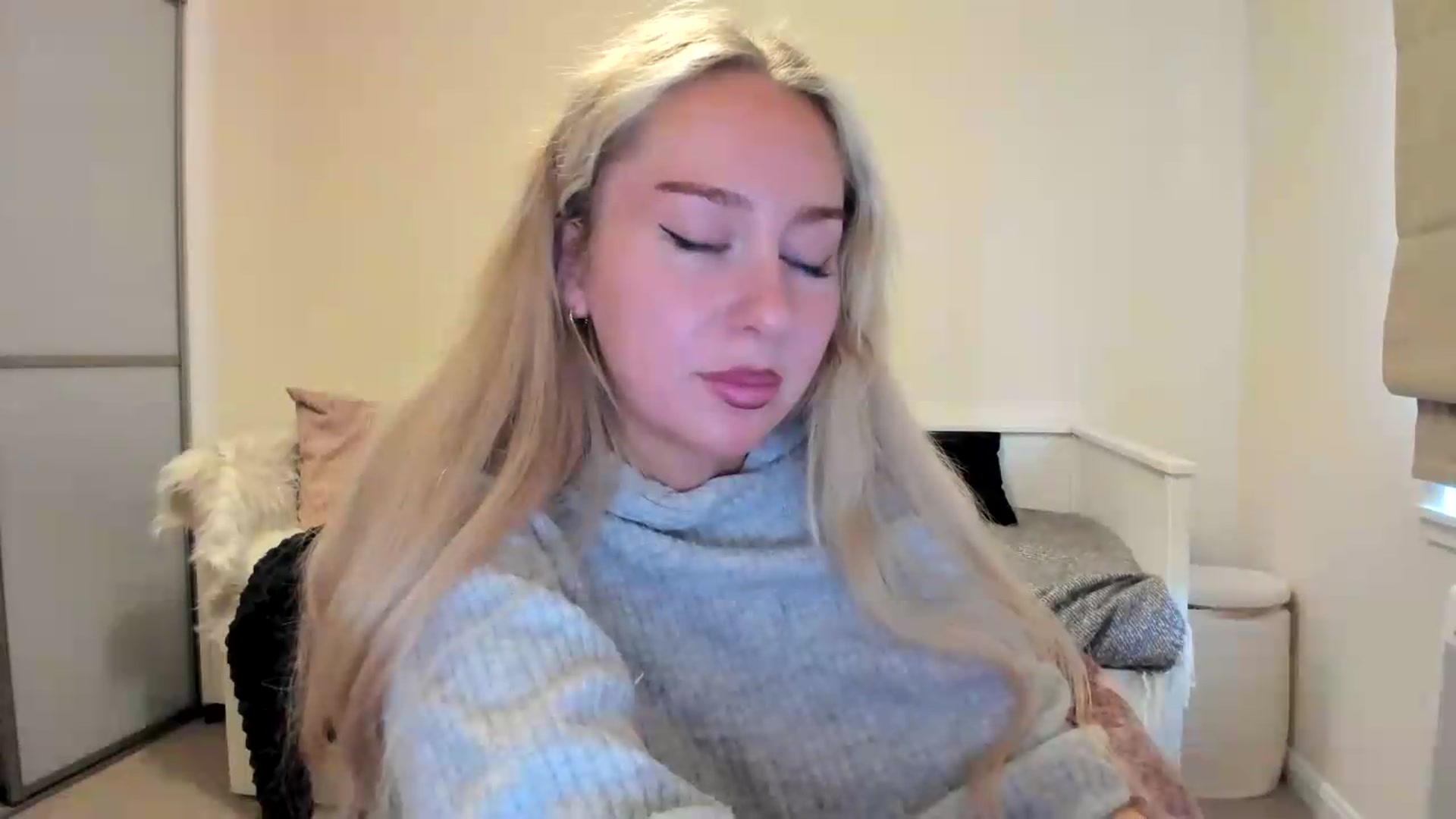 Gallery image thumbnail from British_Cutie's myfreecams stream on, 08/07/2026, 18:34 image 7 of 20
