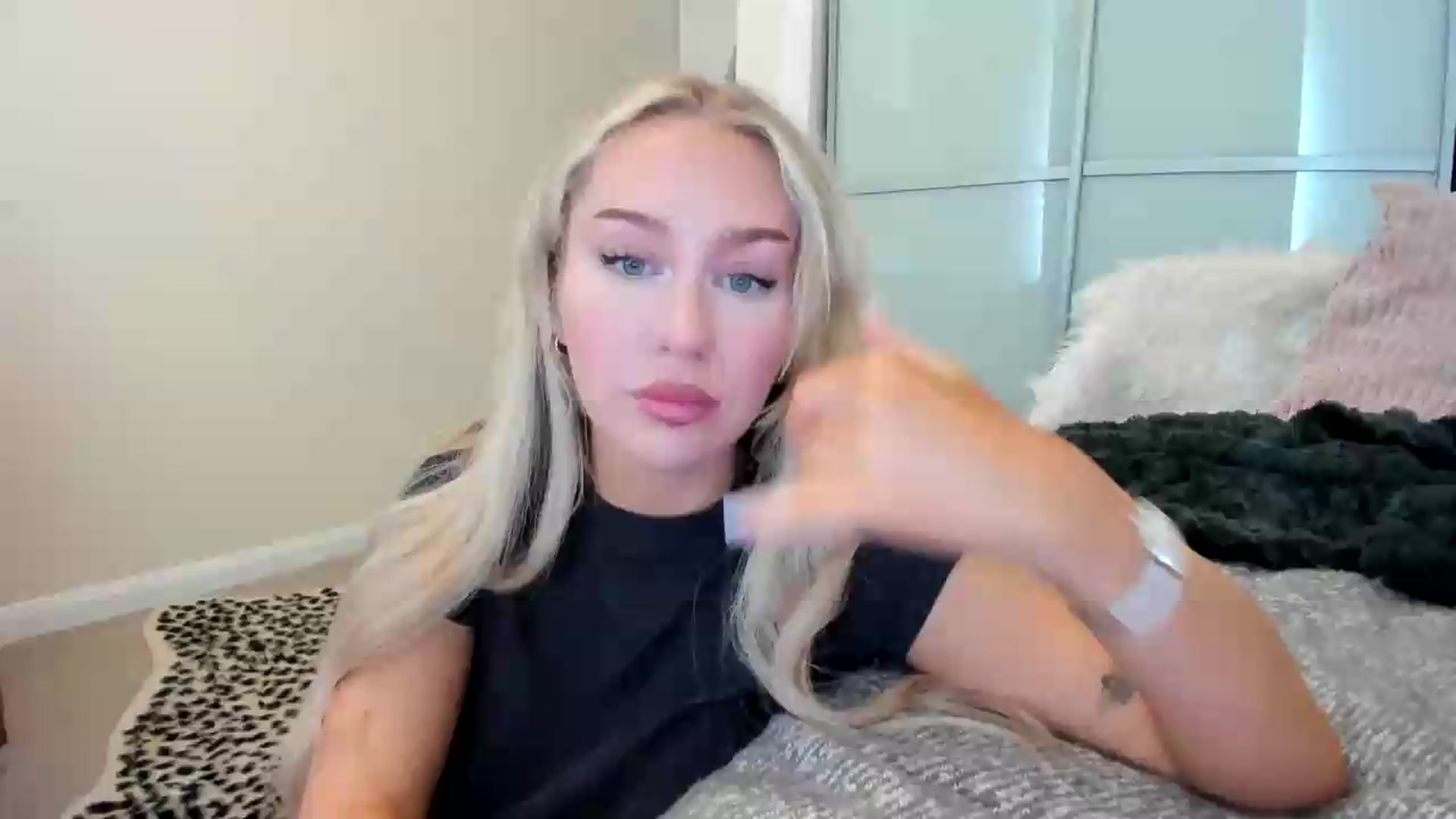Gallery image thumbnail from British_Cutie's myfreecams stream on, 08/08/2026, 13:13 image 4 of 20