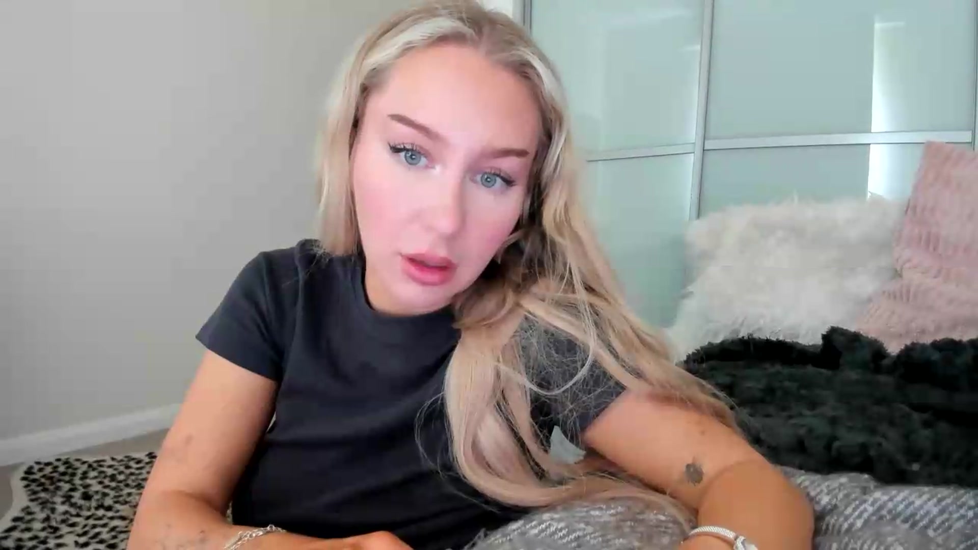 Gallery image thumbnail from British_Cutie's myfreecams stream on, 08/08/2026, 13:38 image 8 of 20