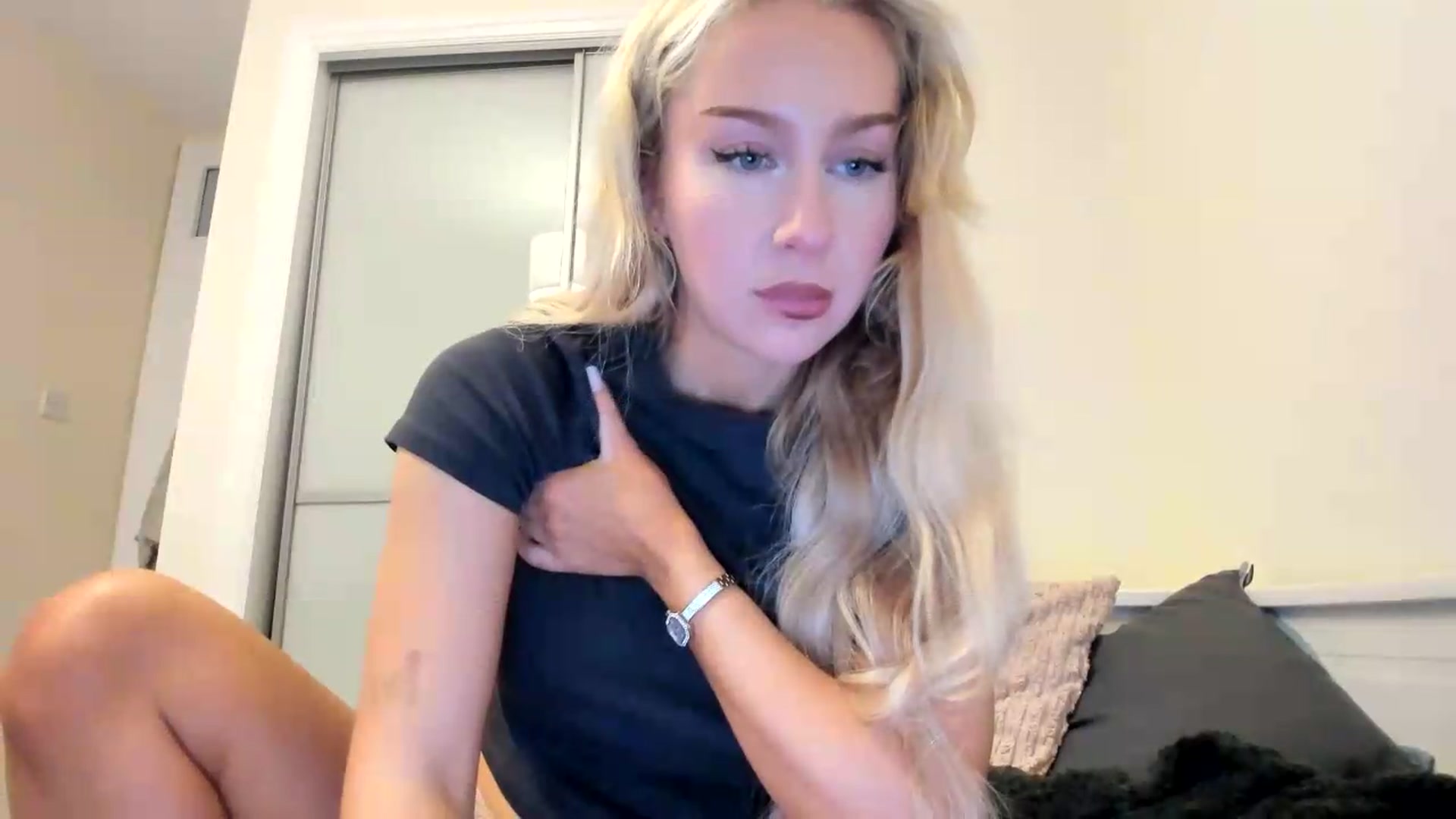 Gallery image thumbnail from British_Cutie's myfreecams stream on, 08/08/2026, 17:27 image 3 of 20