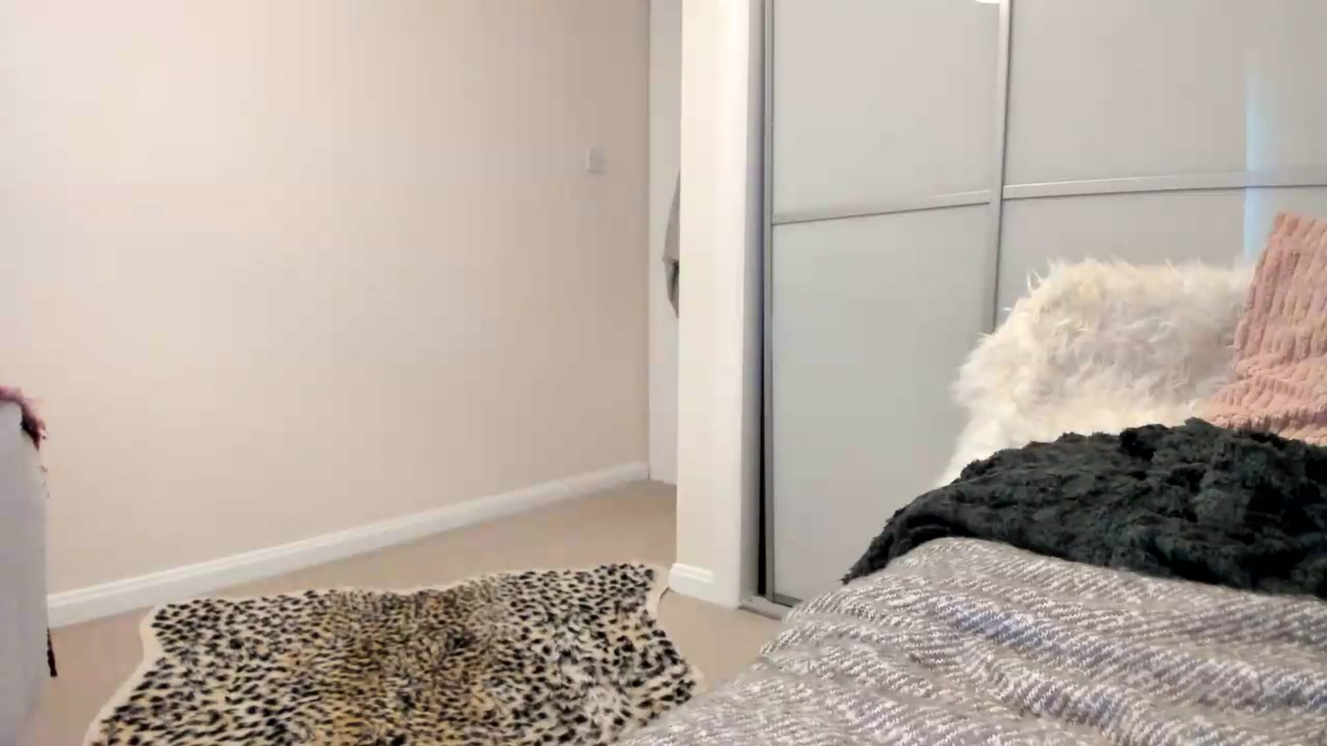 Gallery image thumbnail from British_Cutie's myfreecams stream on, 08/08/2026, 17:27 image 2 of 20