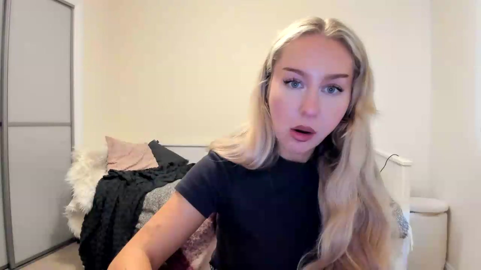 Gallery image thumbnail from British_Cutie's myfreecams stream on, 08/08/2026, 17:27 image 8 of 20